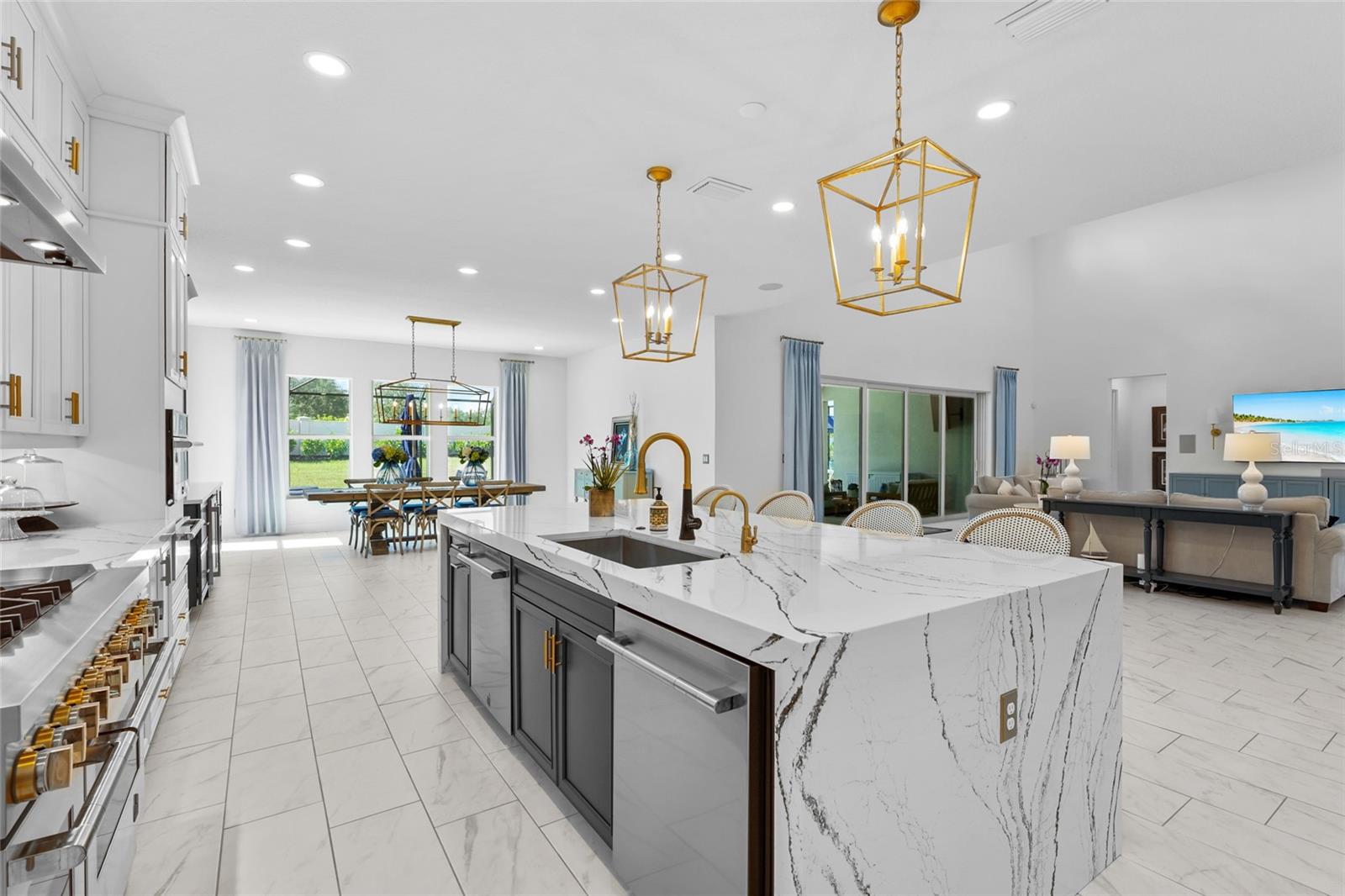 Image 17 of 86 For 18232 Cayo Largo Place