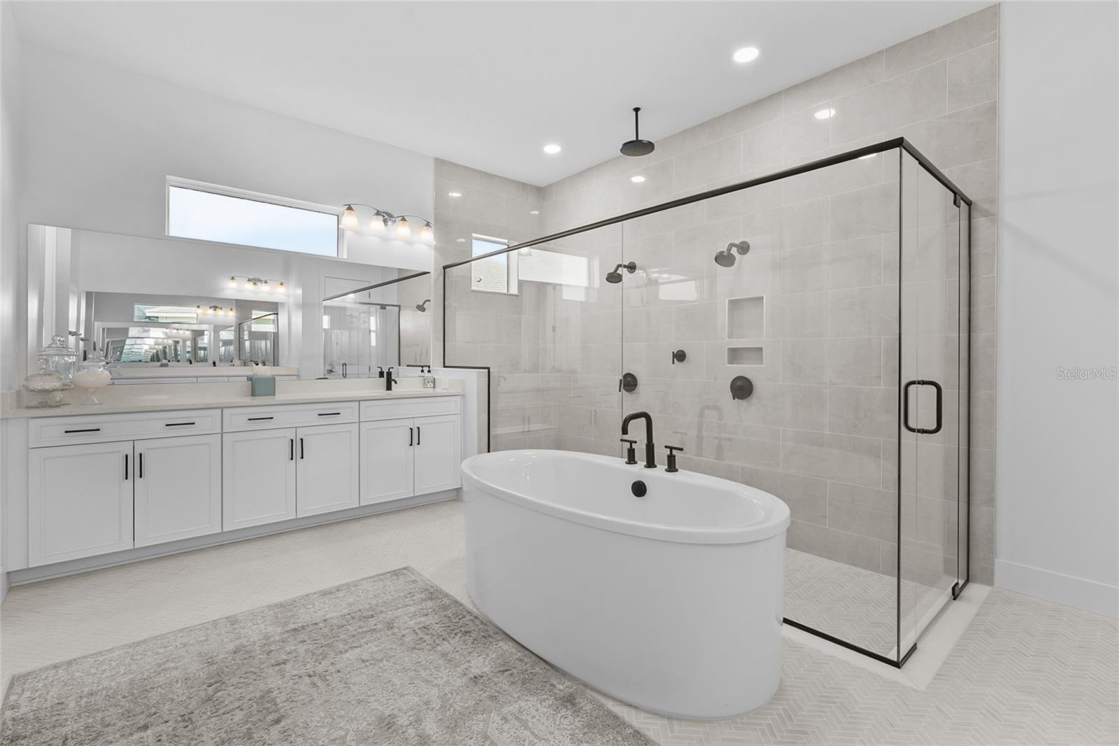 Image 23 of 86 For 18232 Cayo Largo Place