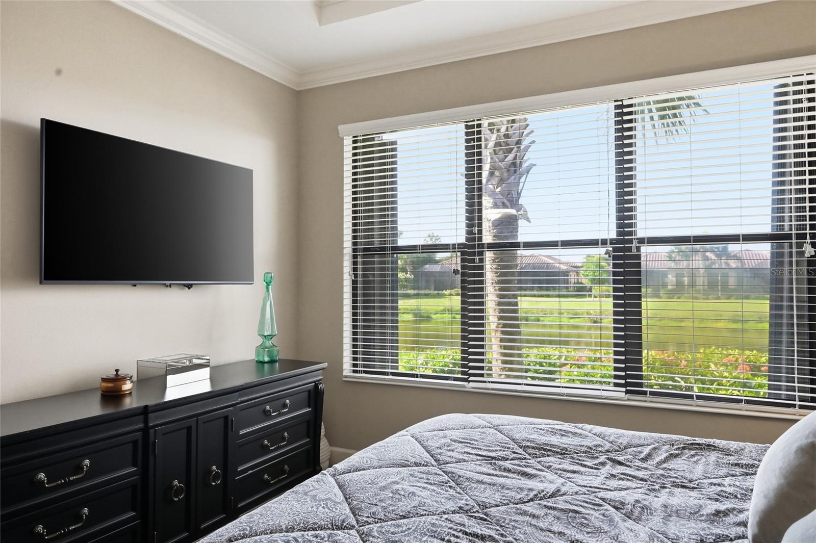 Image 20 of 42 For 5879 Cavano Drive