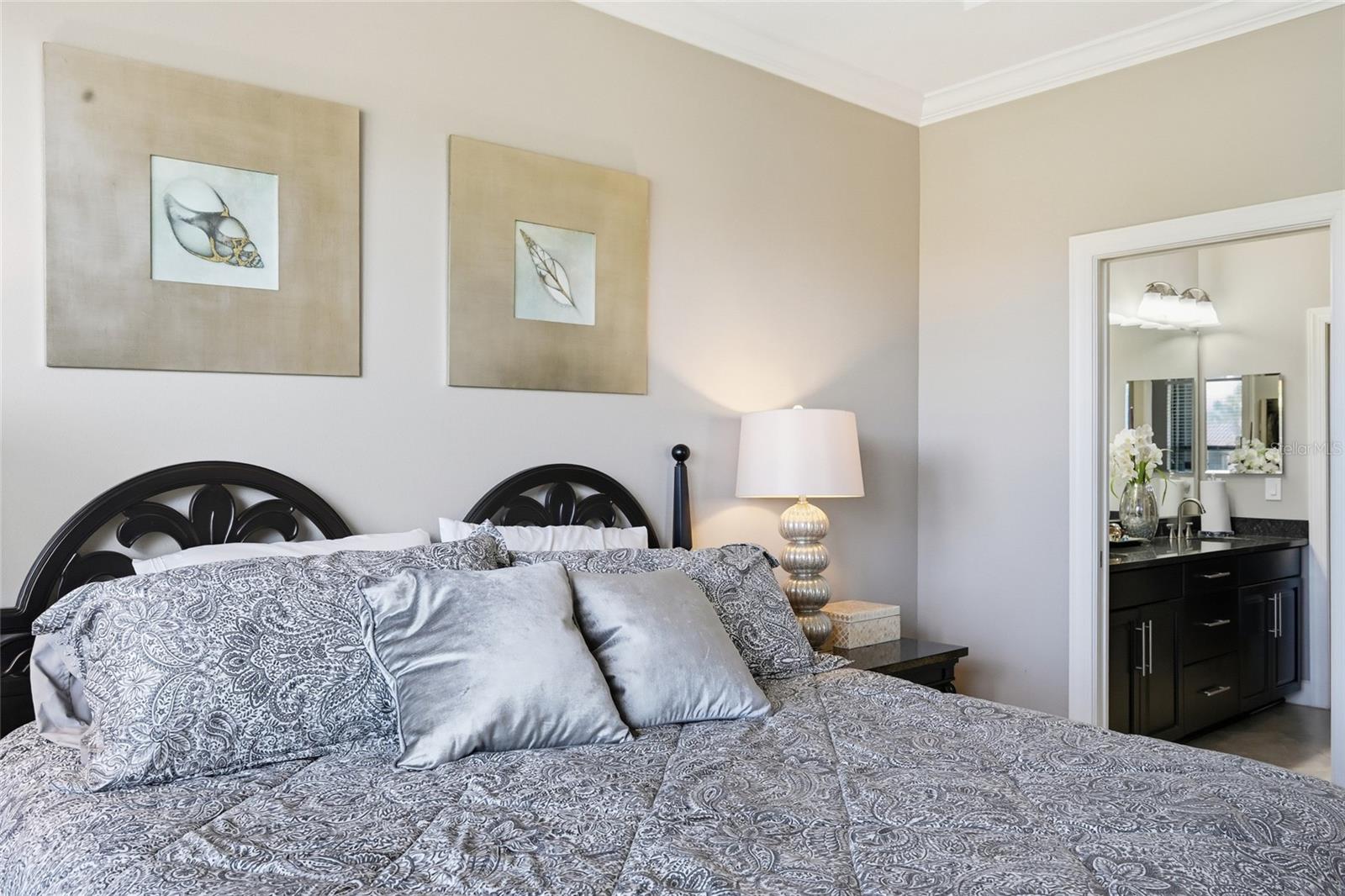 Image 21 of 42 For 5879 Cavano Drive