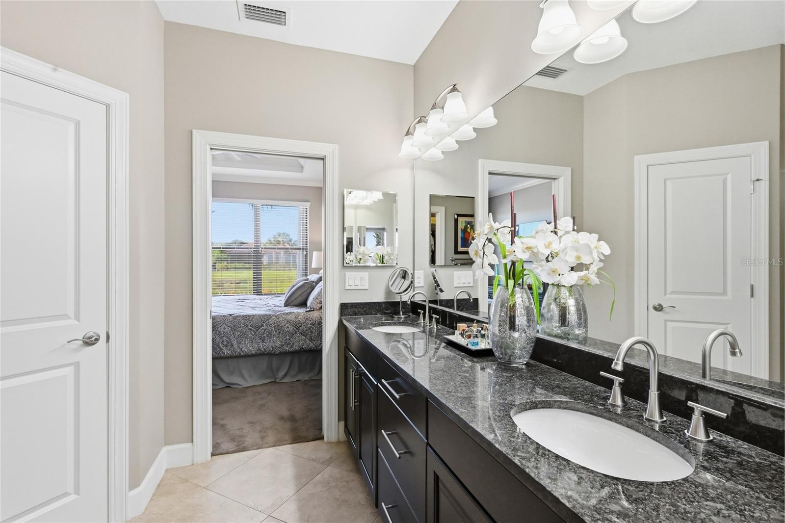 Image 22 of 42 For 5879 Cavano Drive