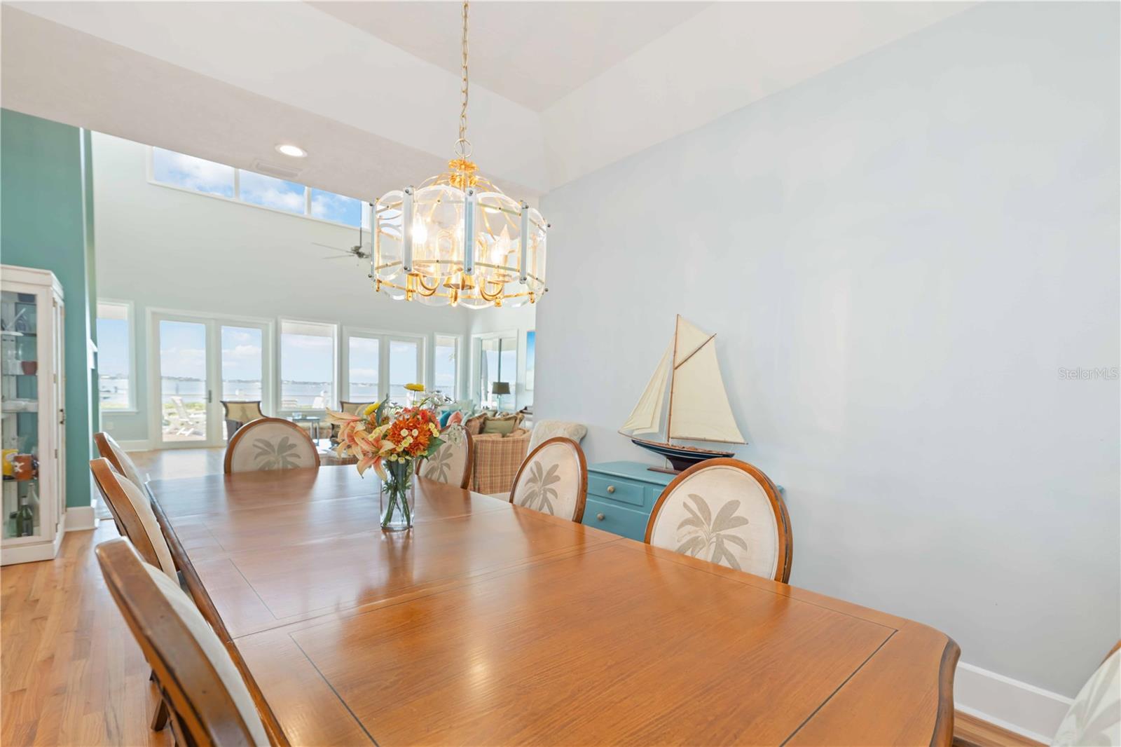 Image 12 of 73 For 2207 5th Street W