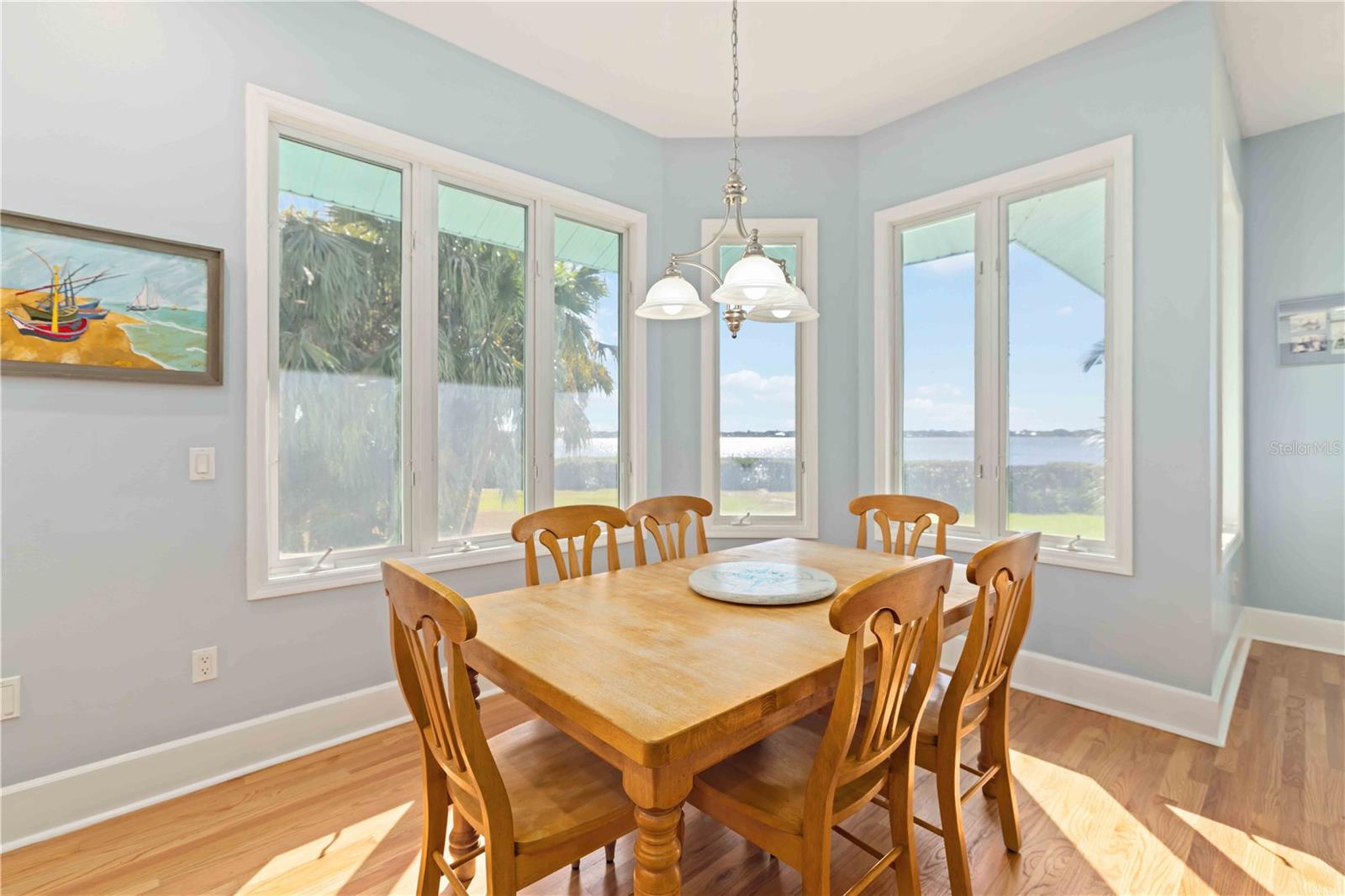 Image 16 of 73 For 2207 5th Street W