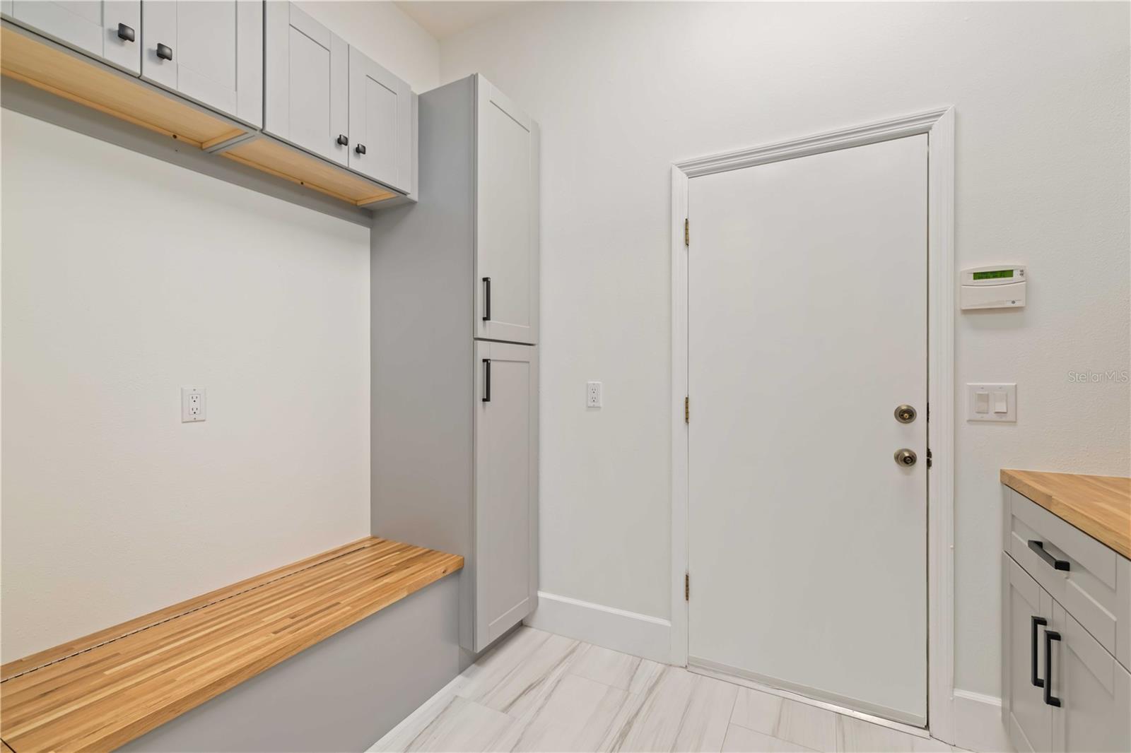 Image 23 of 73 For 2207 5th Street W