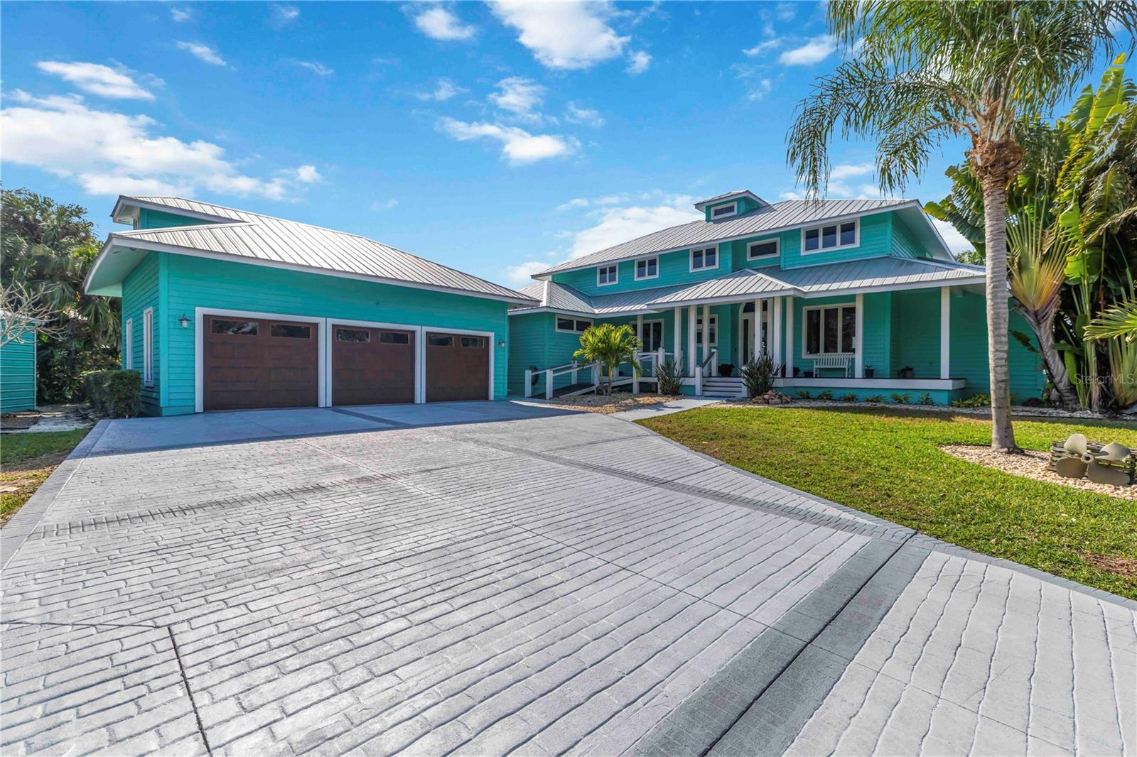 Image 3 of 73 For 2207 5th Street W