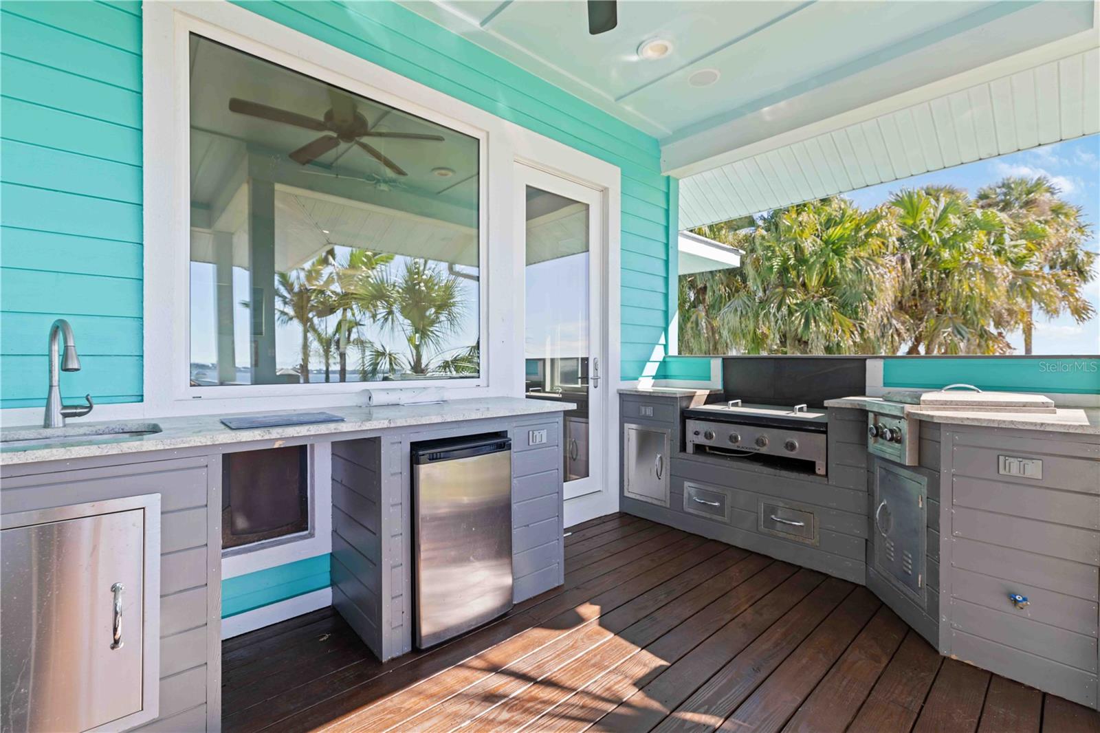 Image 42 of 73 For 2207 5th Street W