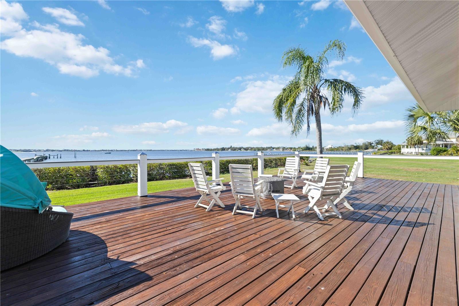 Image 46 of 73 For 2207 5th Street W