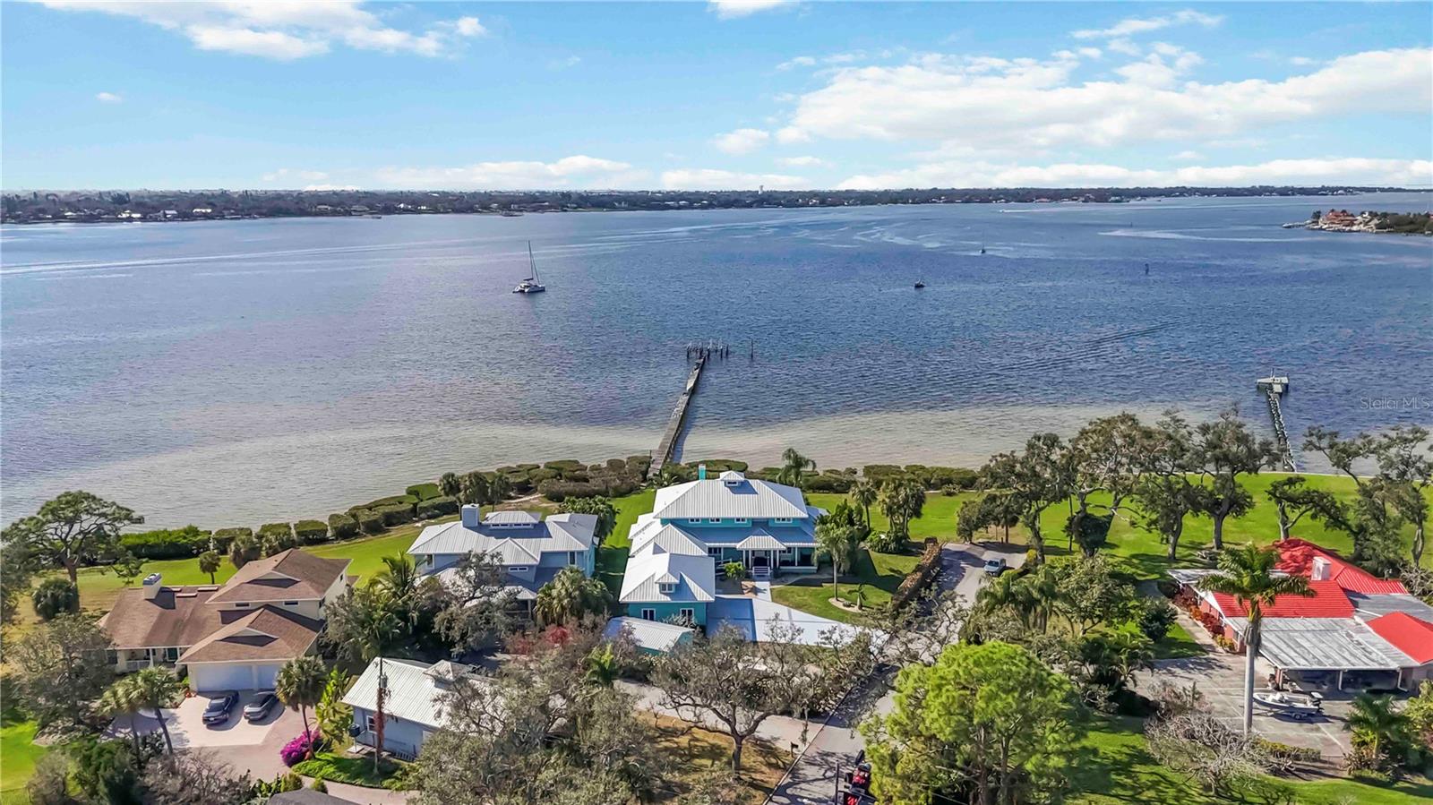 Image 62 of 73 For 2207 5th Street W