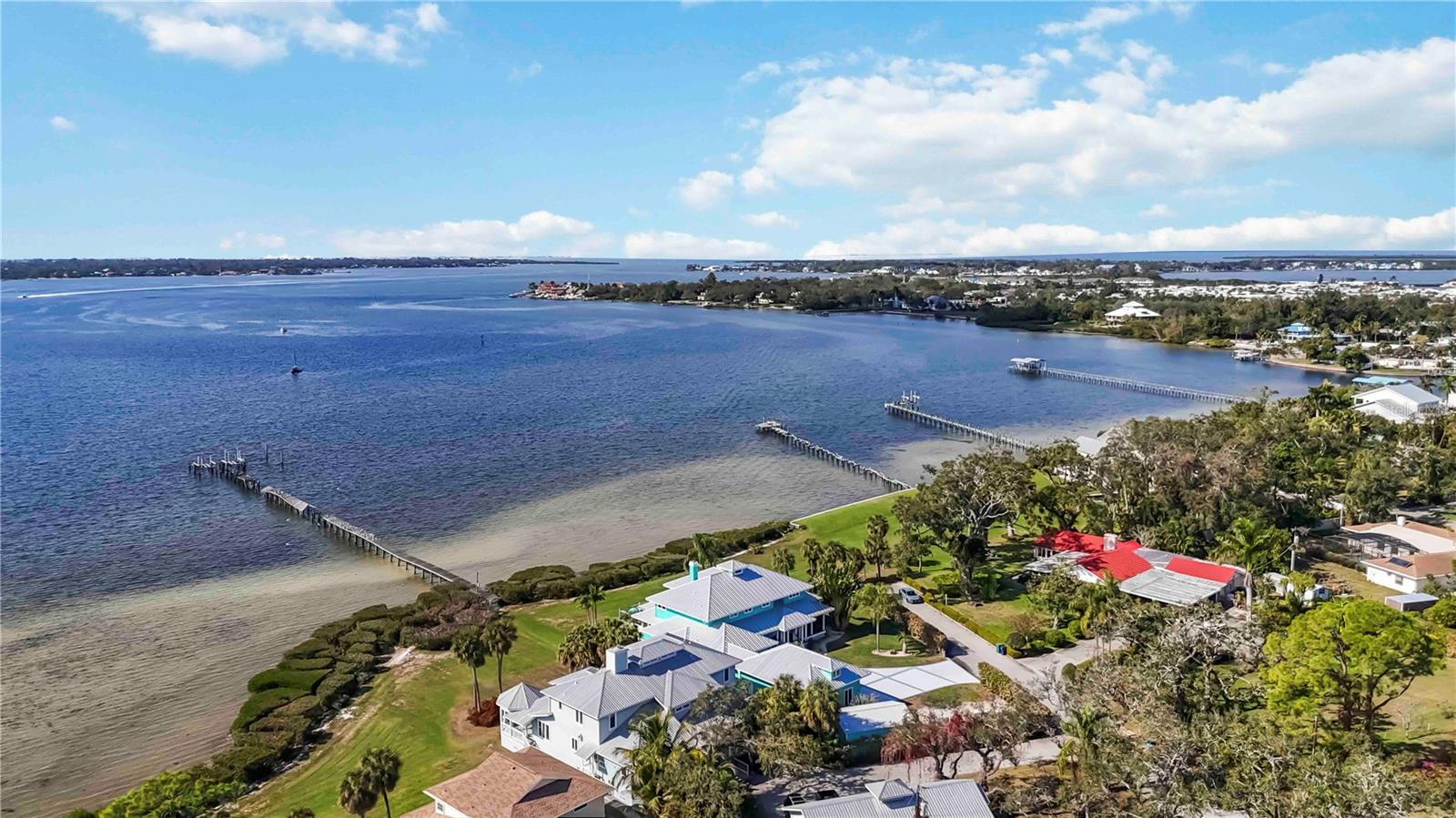 Image 63 of 73 For 2207 5th Street W