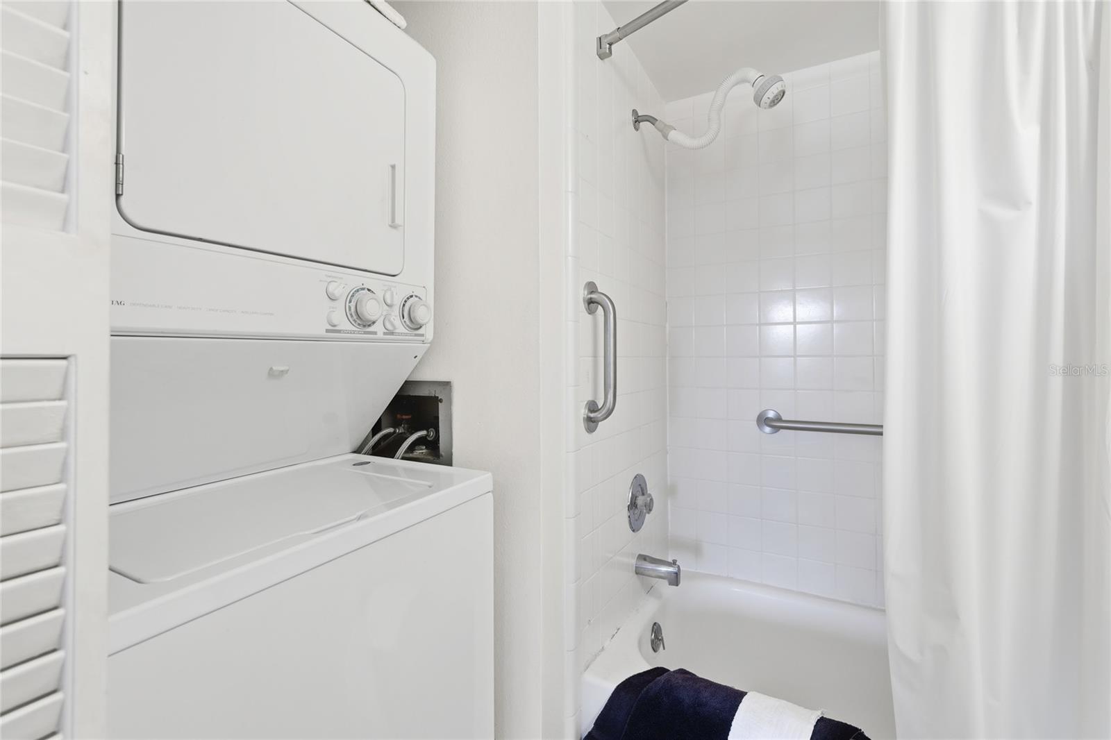 Image 19 of 29 For 5635 Ashton Lake Drive 4