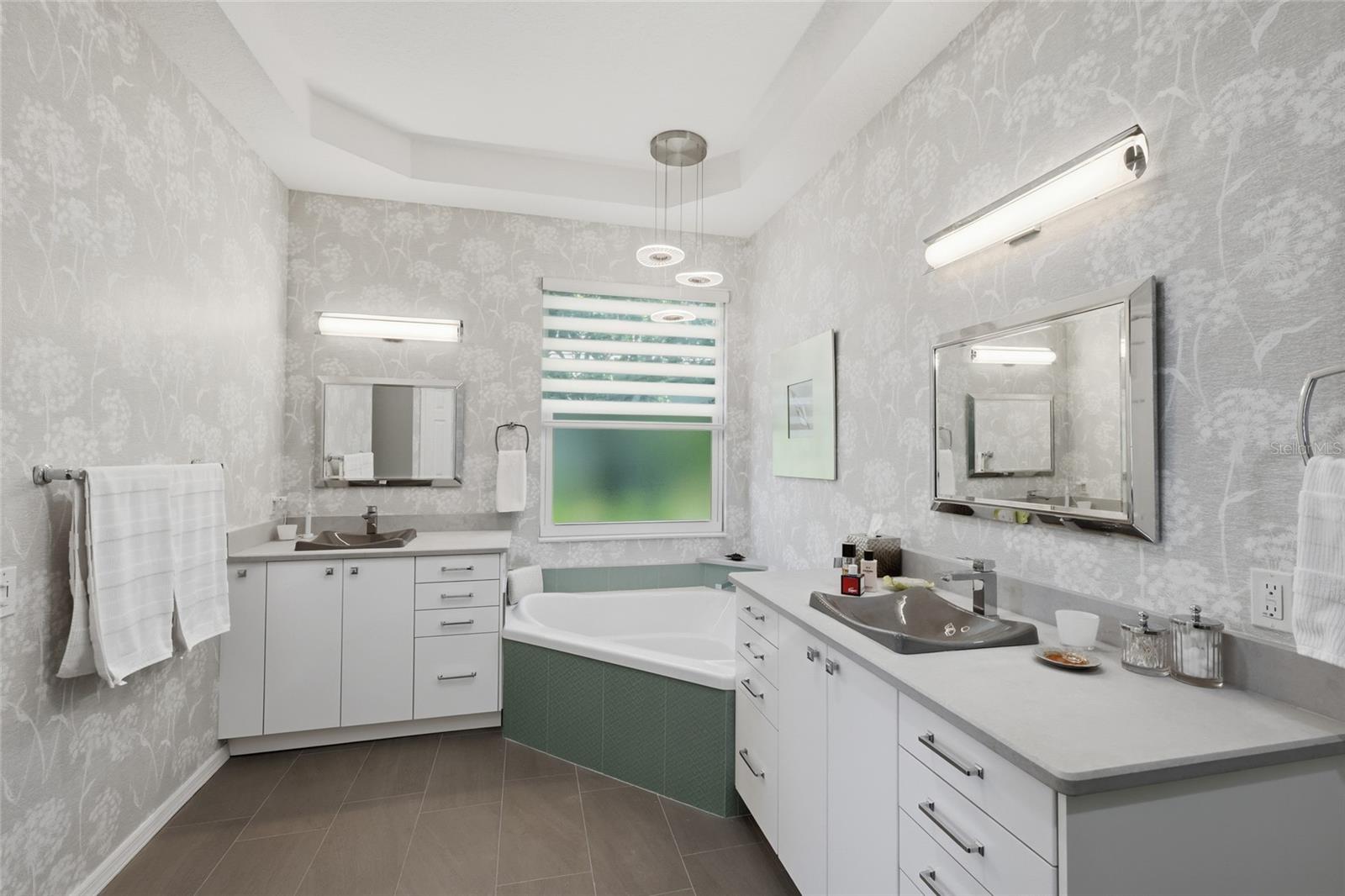 Image 26 of 71 For 7105 Kensington Court