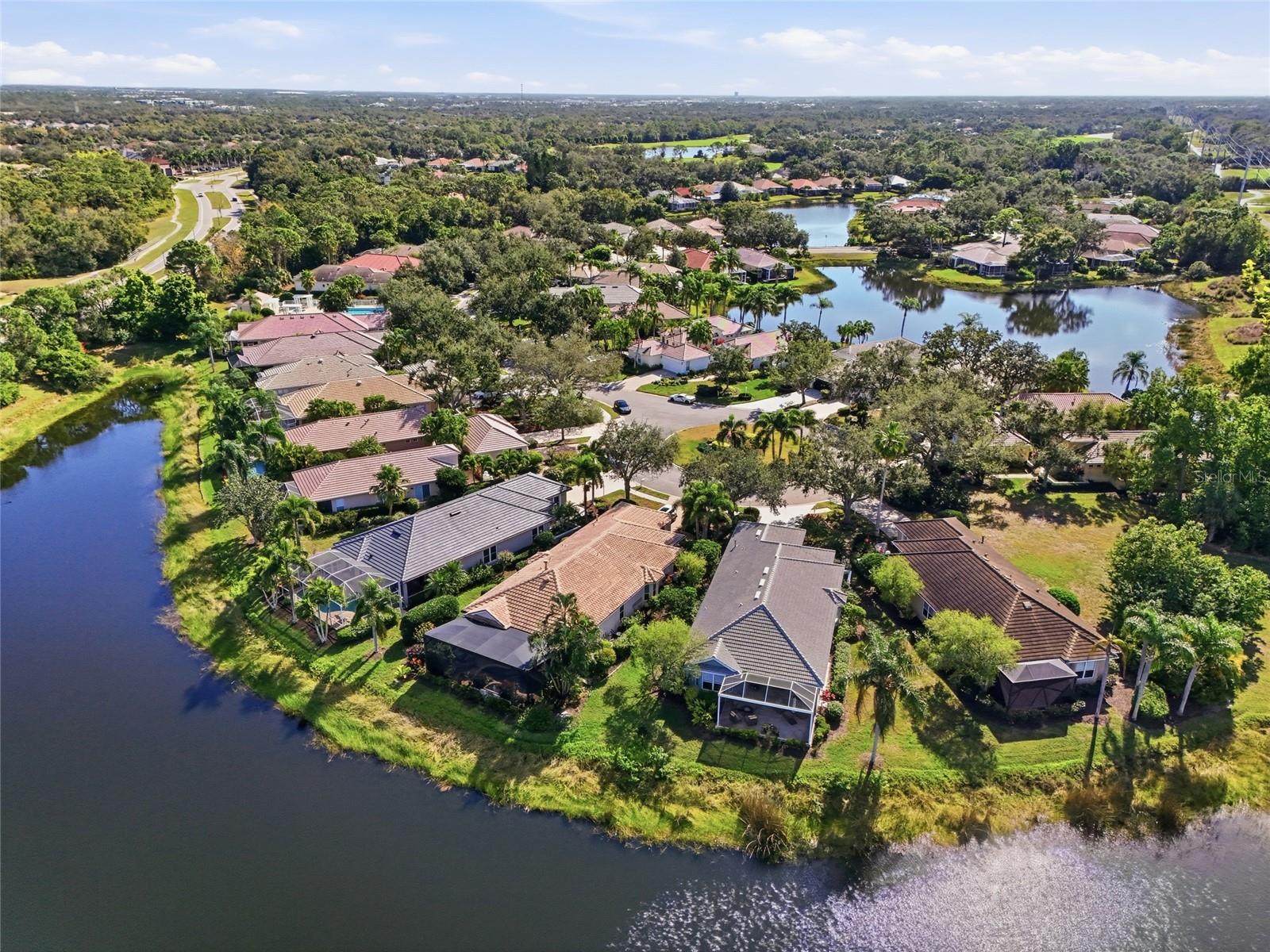 Image 38 of 71 For 7105 Kensington Court