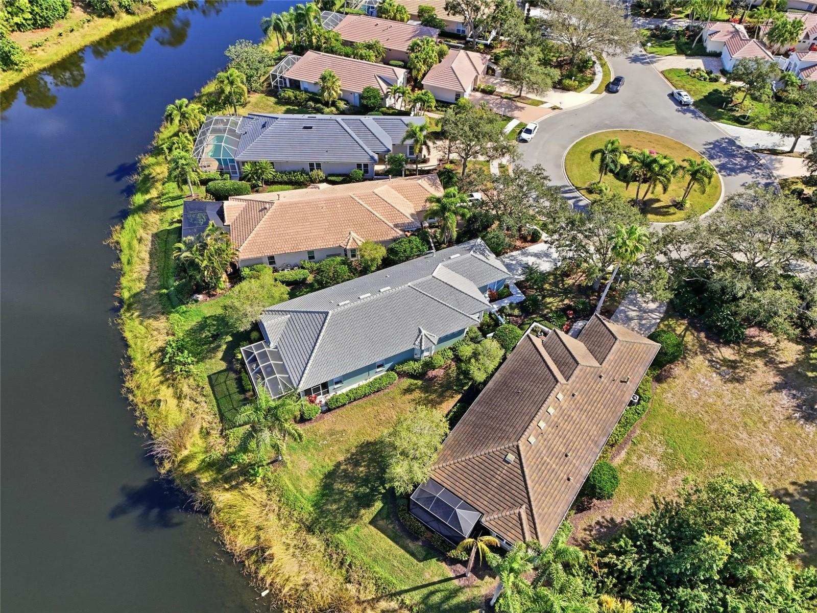 Image 39 of 71 For 7105 Kensington Court