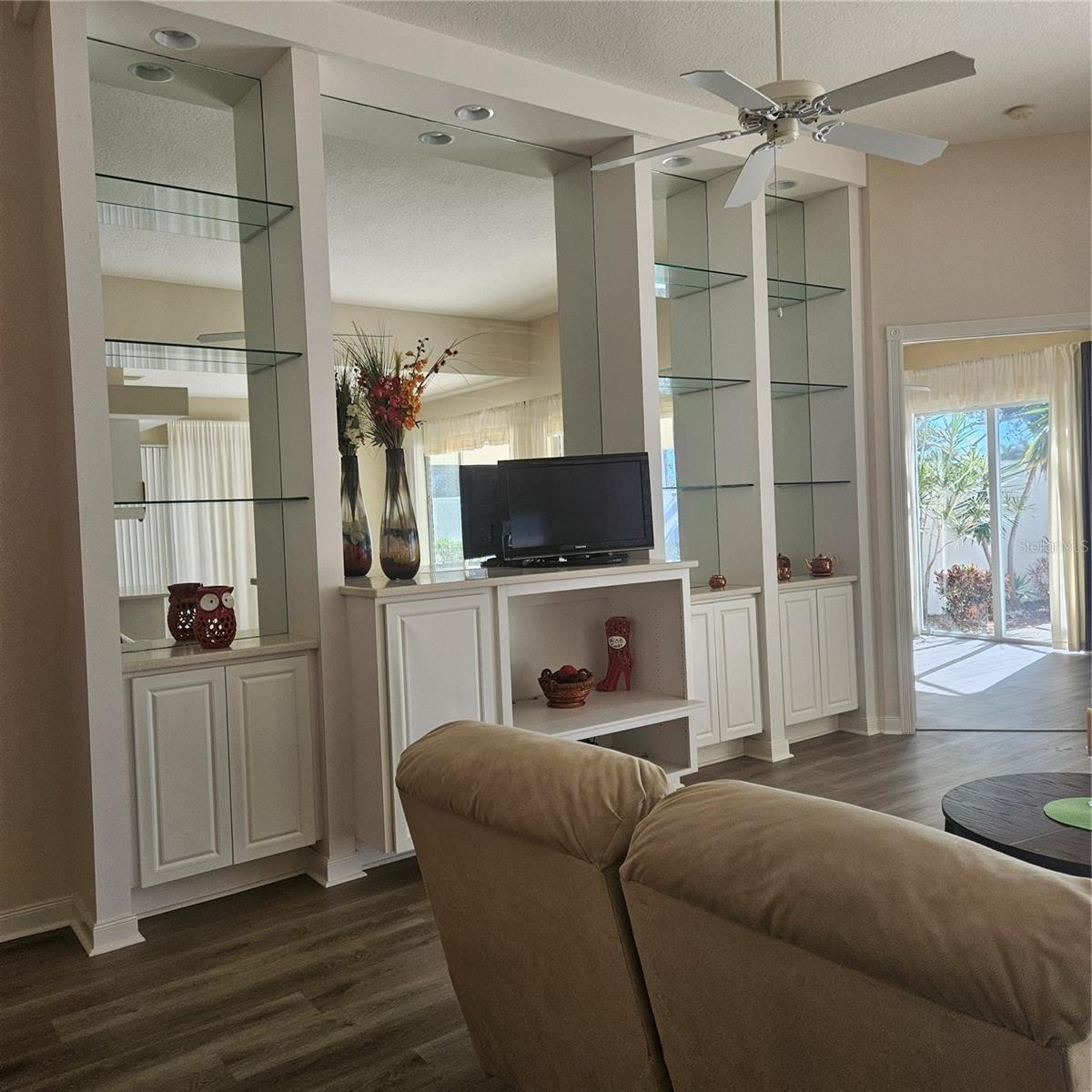 Image 3 of 39 For 13415 Coluccio Street