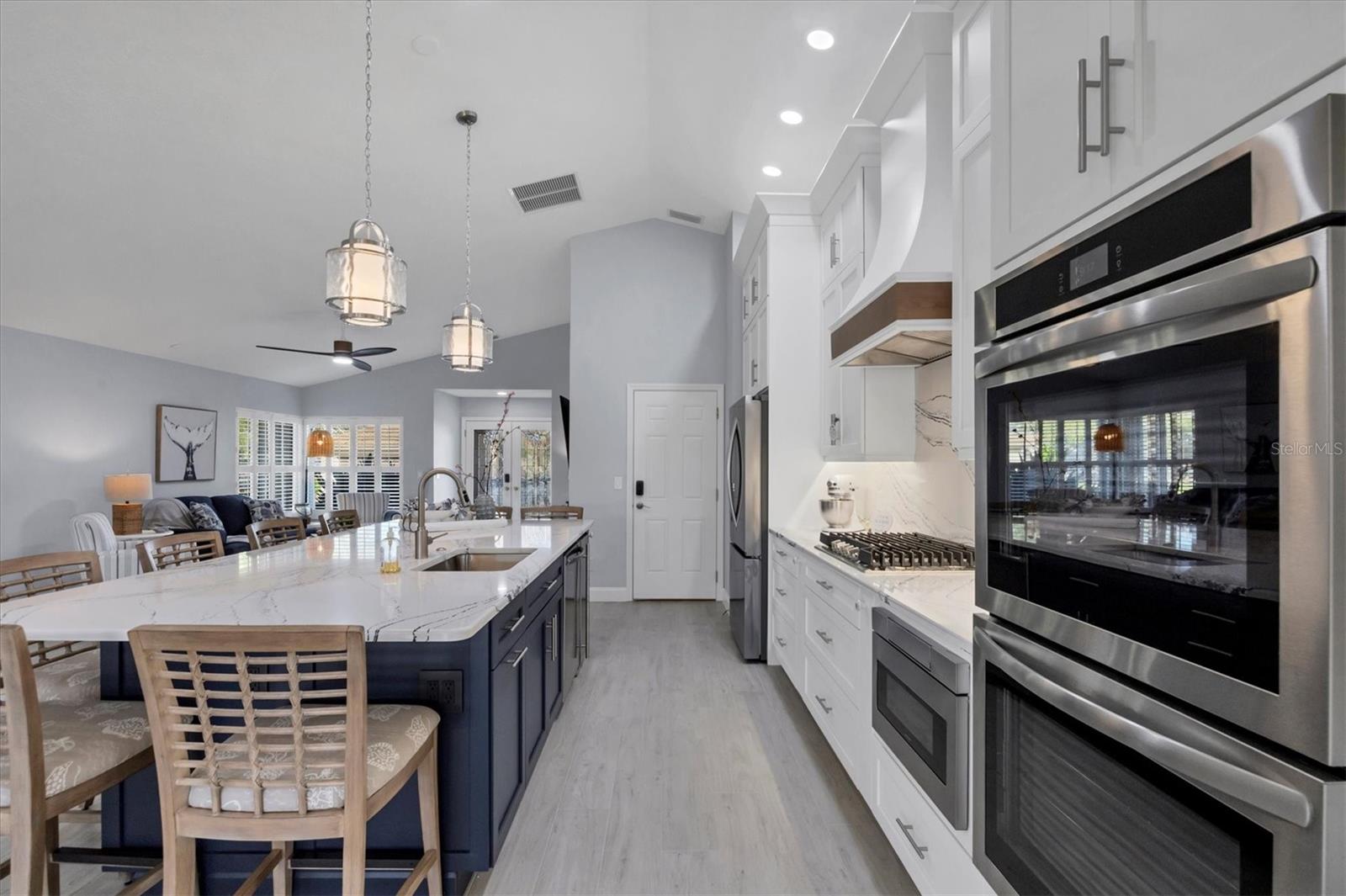 Image 10 of 59 For 139 Inlets Boulevard 139