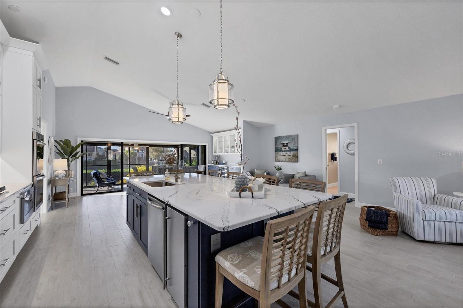 Image 11 of 59 For 139 Inlets Boulevard 139