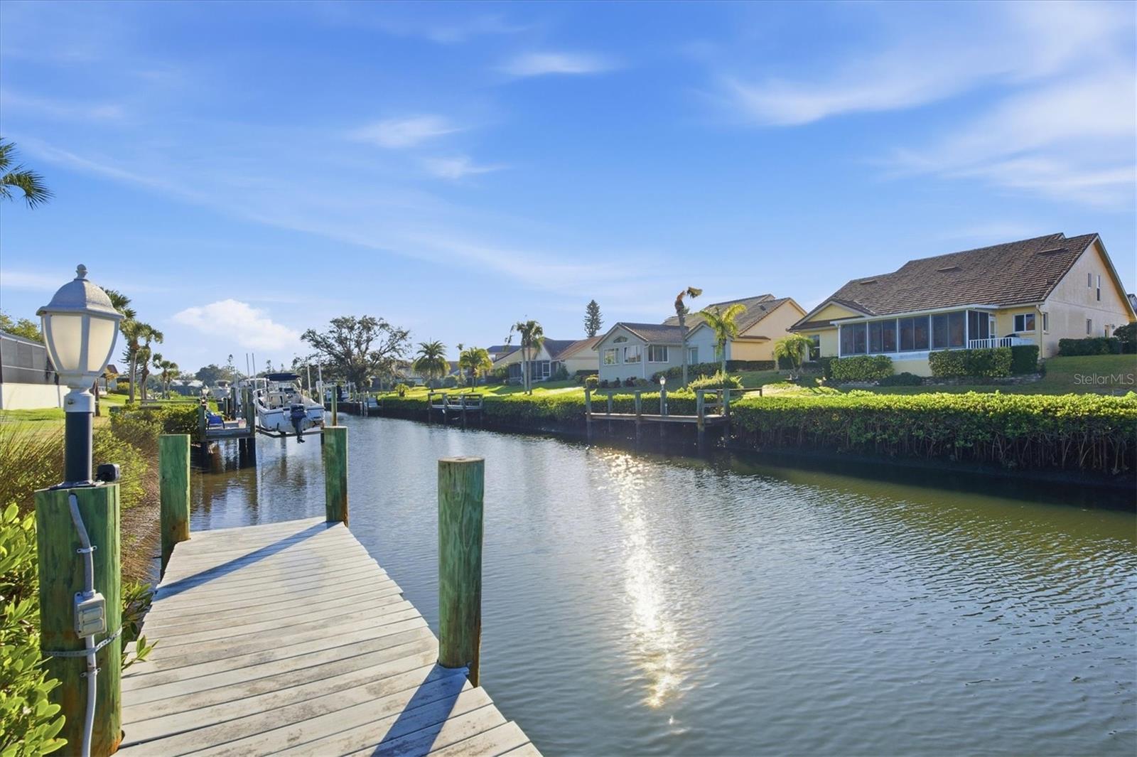 Image 23 of 59 For 139 Inlets Boulevard 139