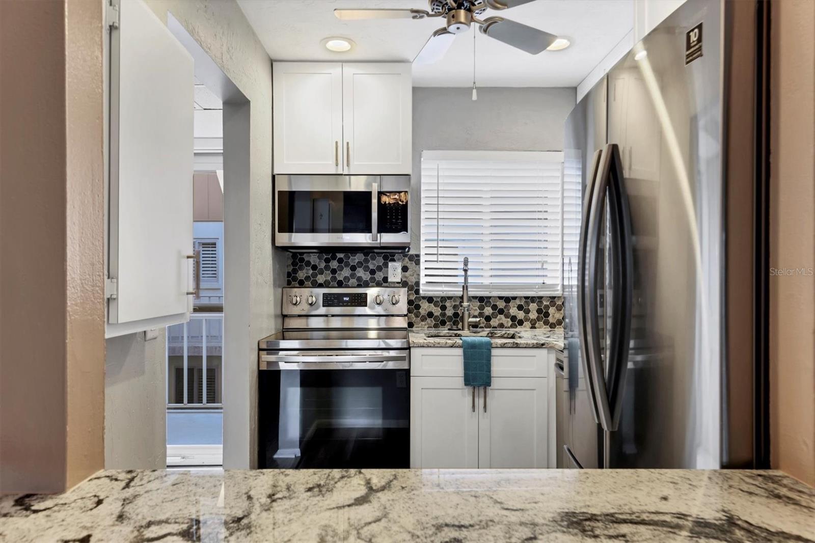 Image 17 of 36 For 1714 69th Avenue W B408