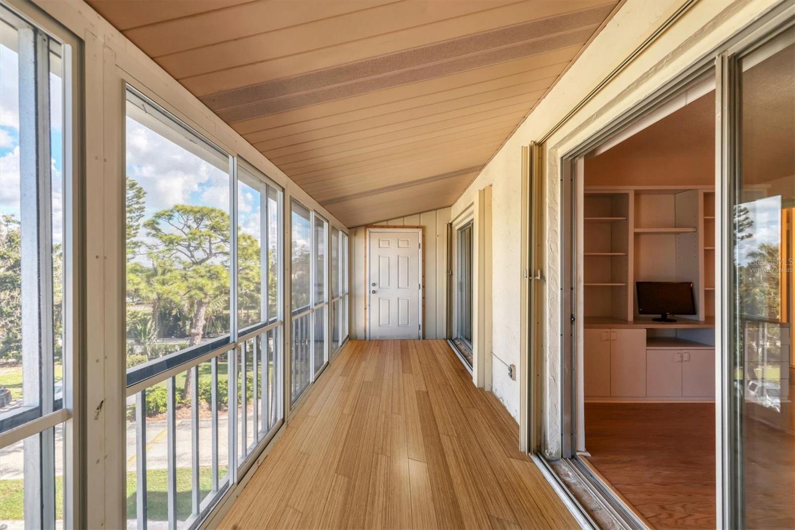 Image 24 of 36 For 1714 69th Avenue W B408