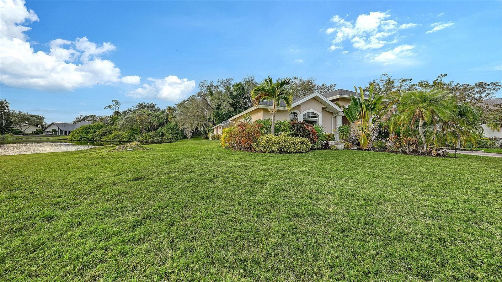 Image 13 of 100 For 8117 Misty Oaks Boulevard