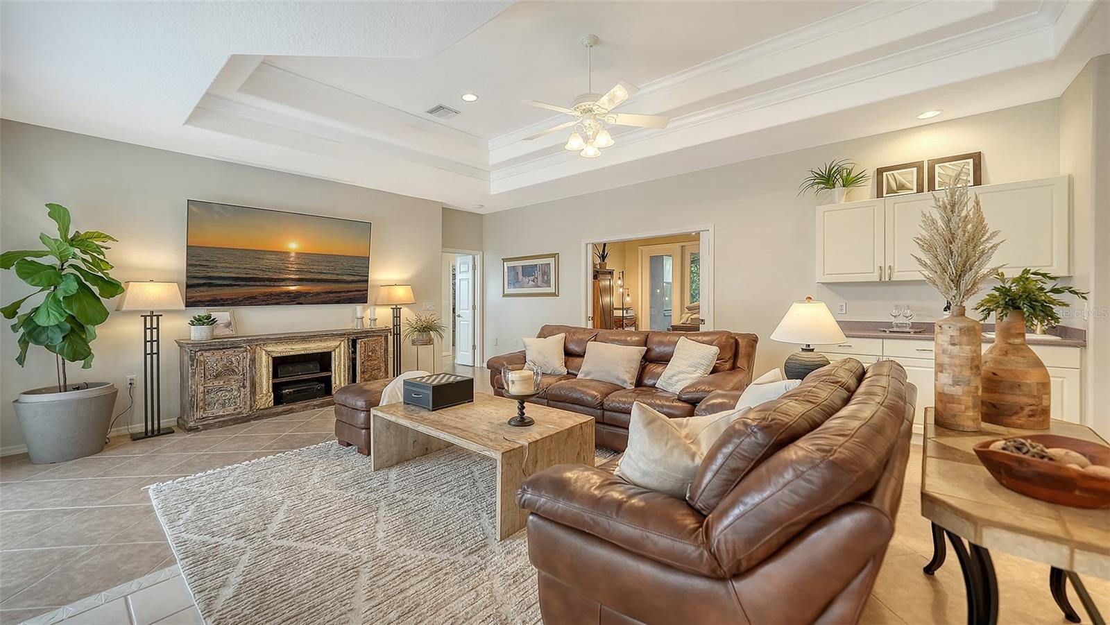 Image 18 of 100 For 8117 Misty Oaks Boulevard