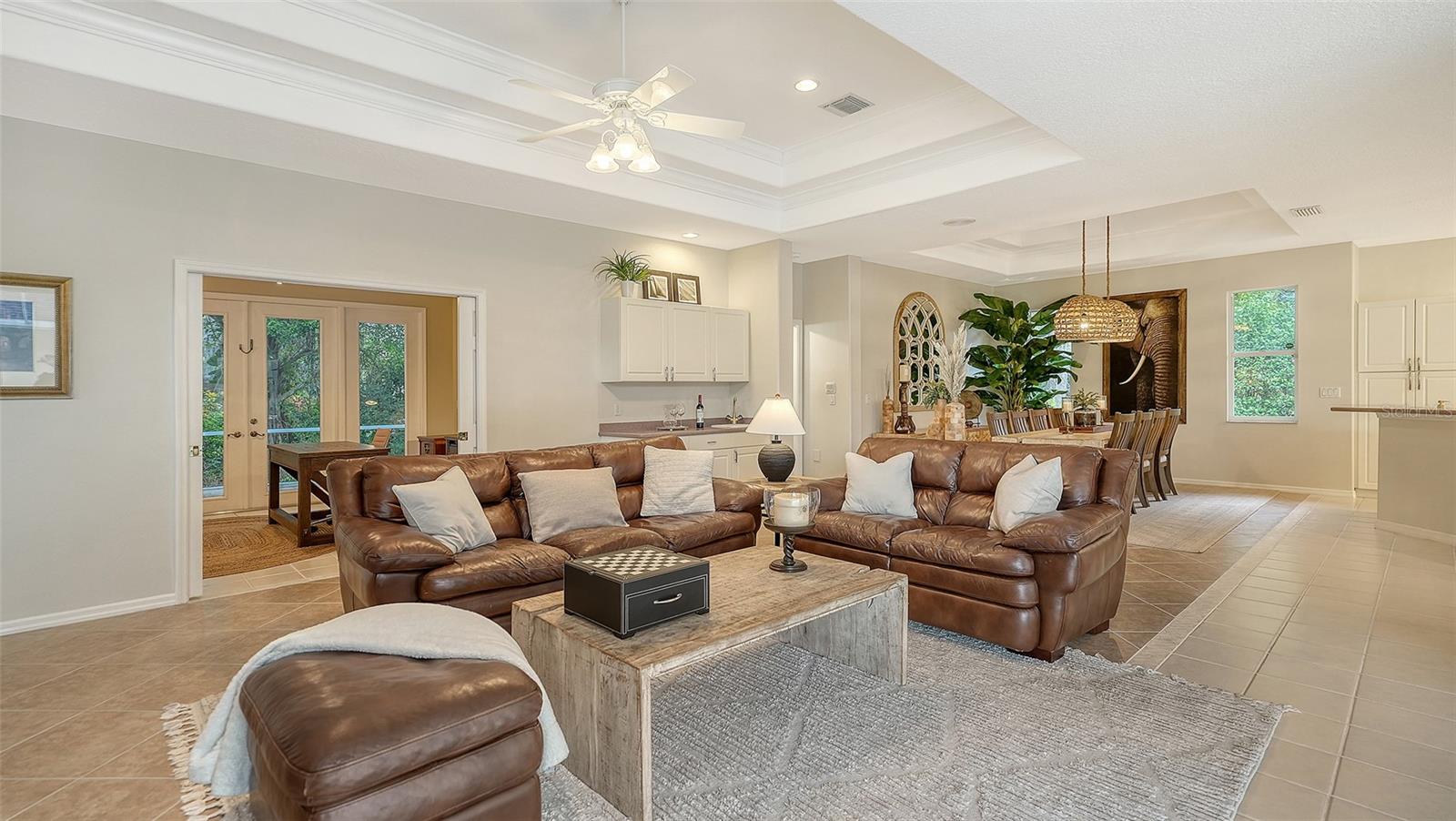 Image 19 of 100 For 8117 Misty Oaks Boulevard