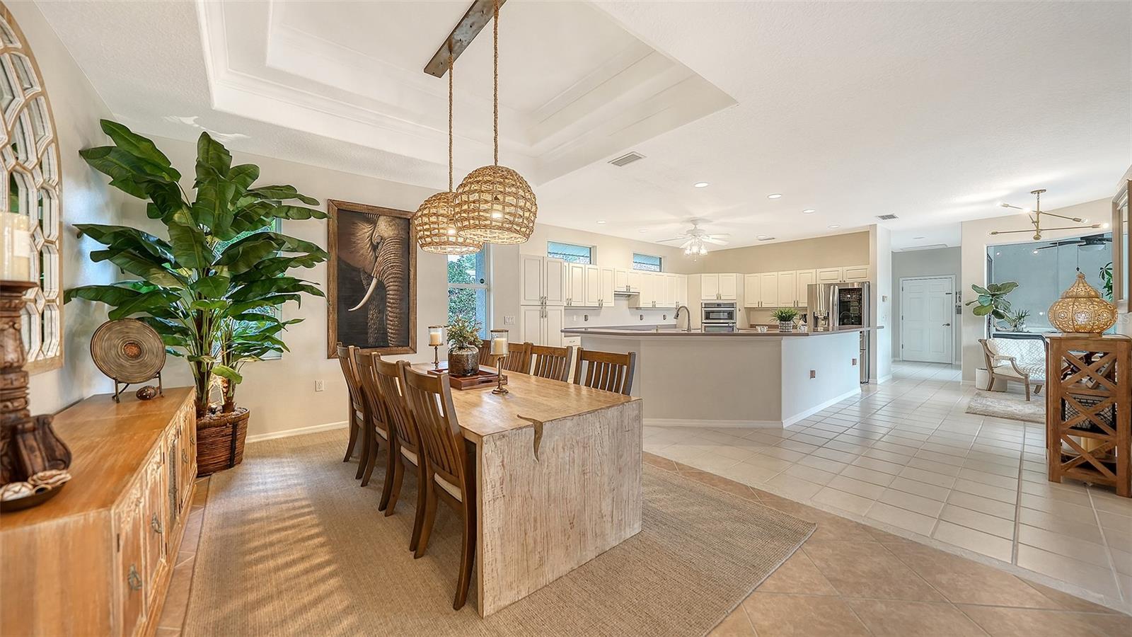 Image 24 of 100 For 8117 Misty Oaks Boulevard