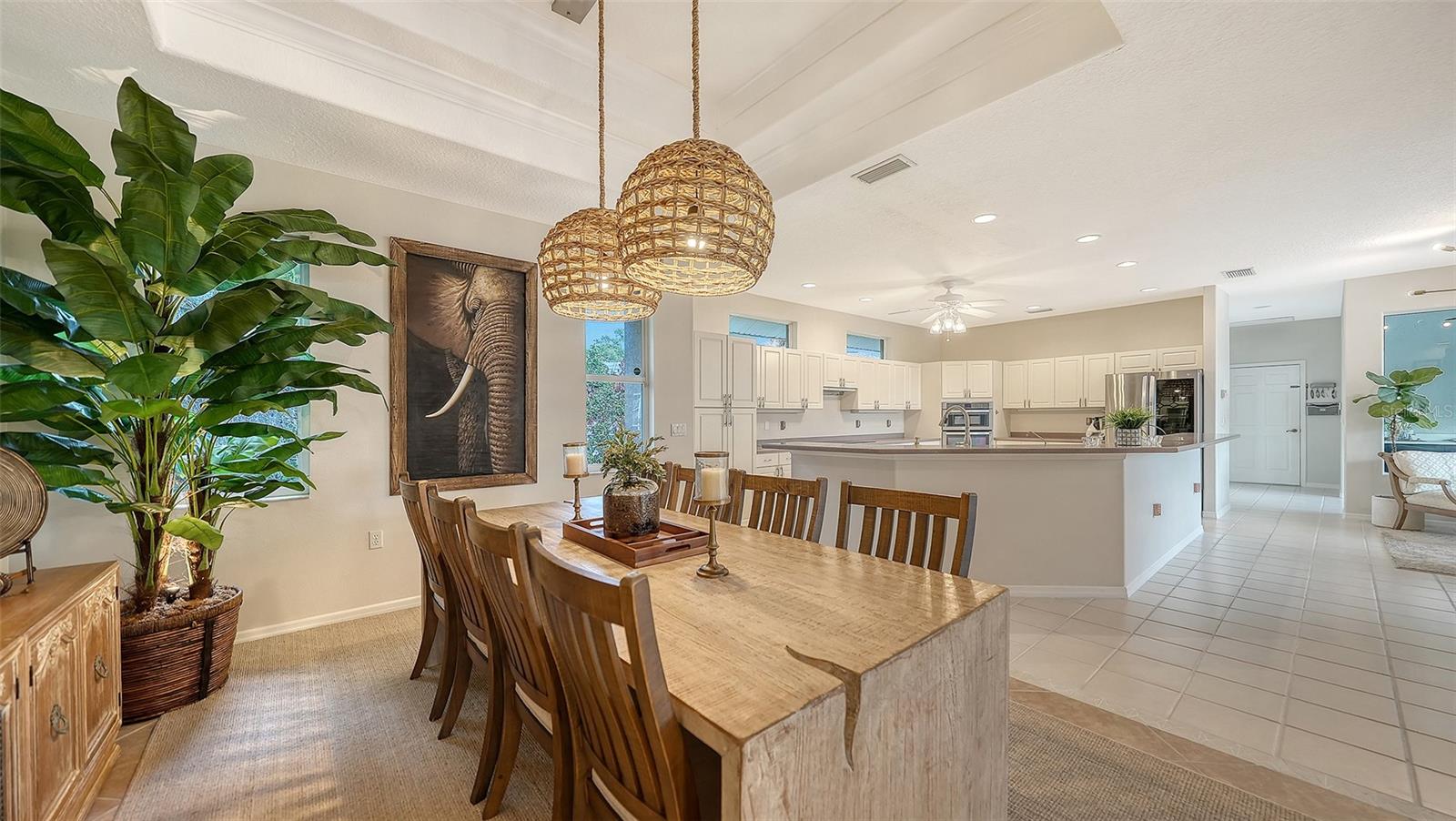 Image 25 of 100 For 8117 Misty Oaks Boulevard