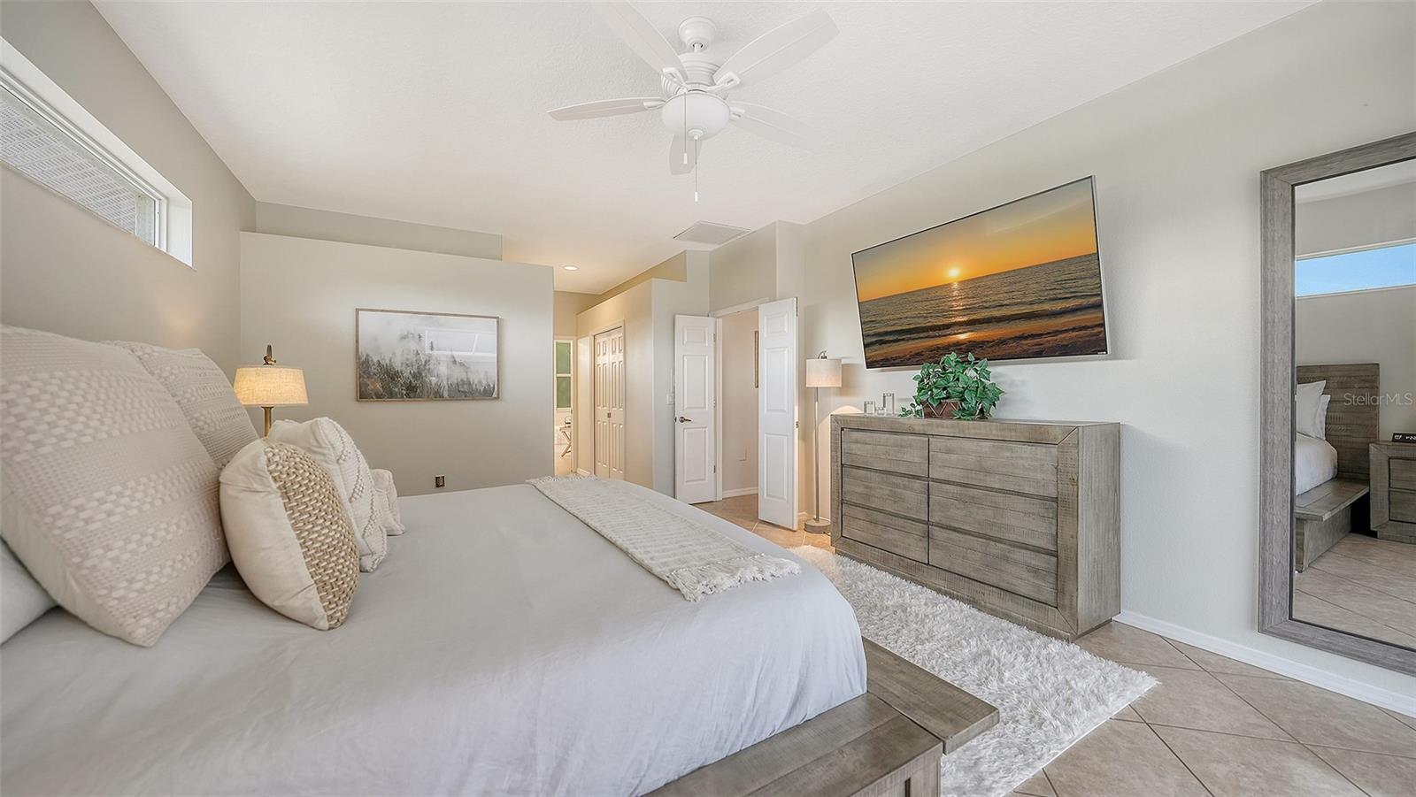 Image 42 of 100 For 8117 Misty Oaks Boulevard