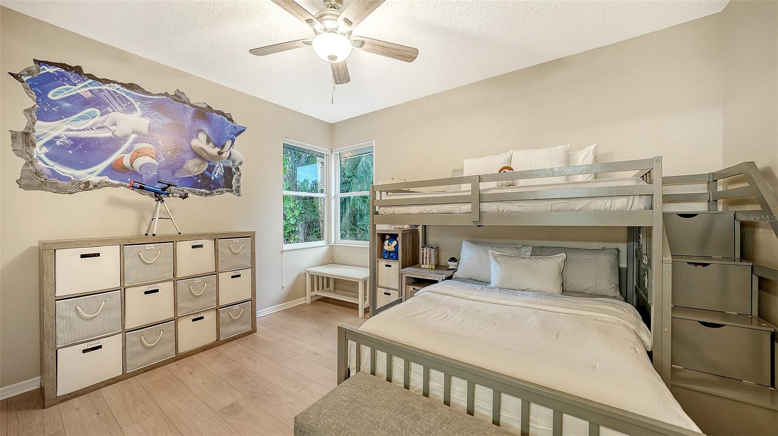 Image 46 of 100 For 8117 Misty Oaks Boulevard