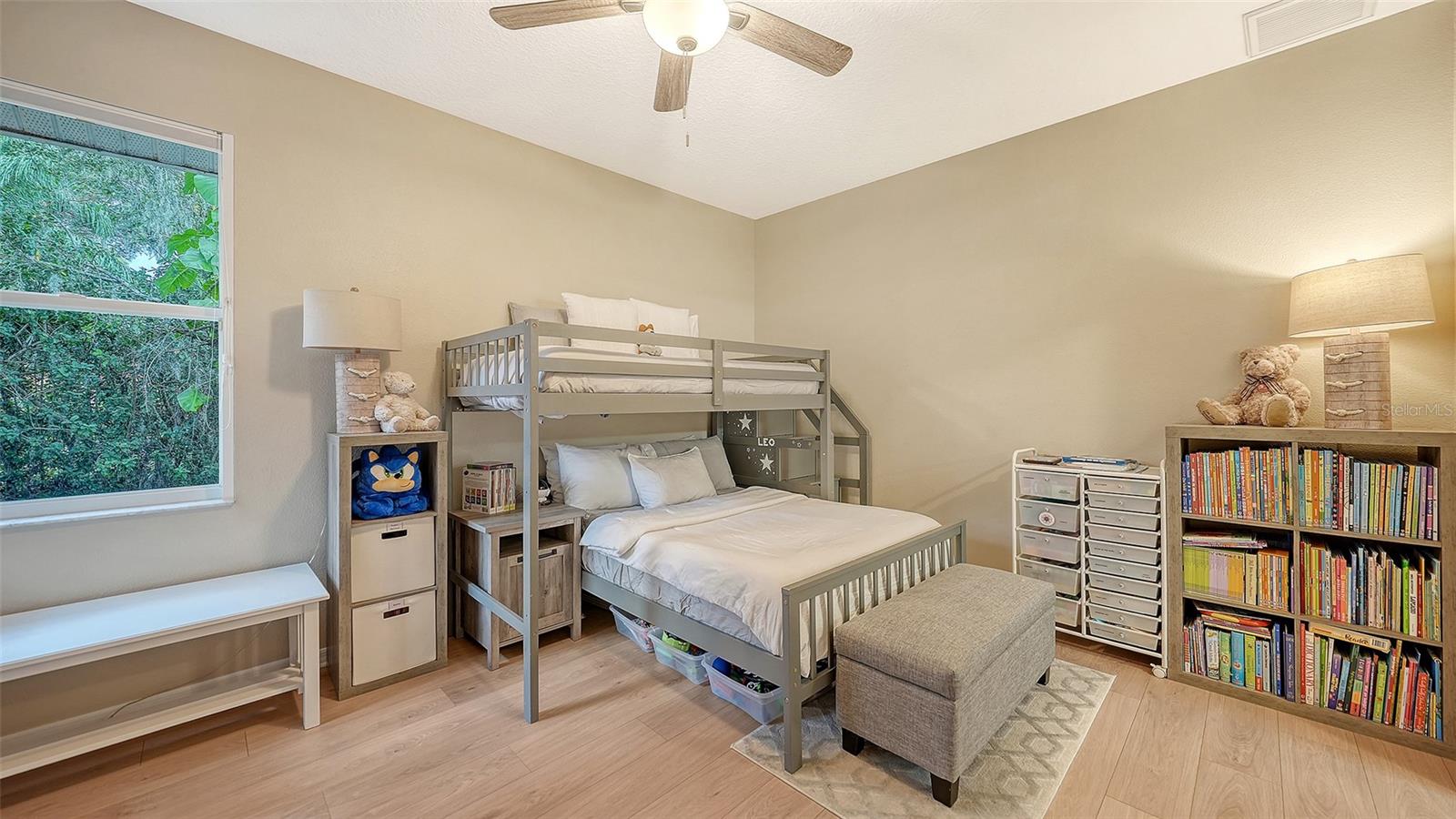 Image 47 of 100 For 8117 Misty Oaks Boulevard