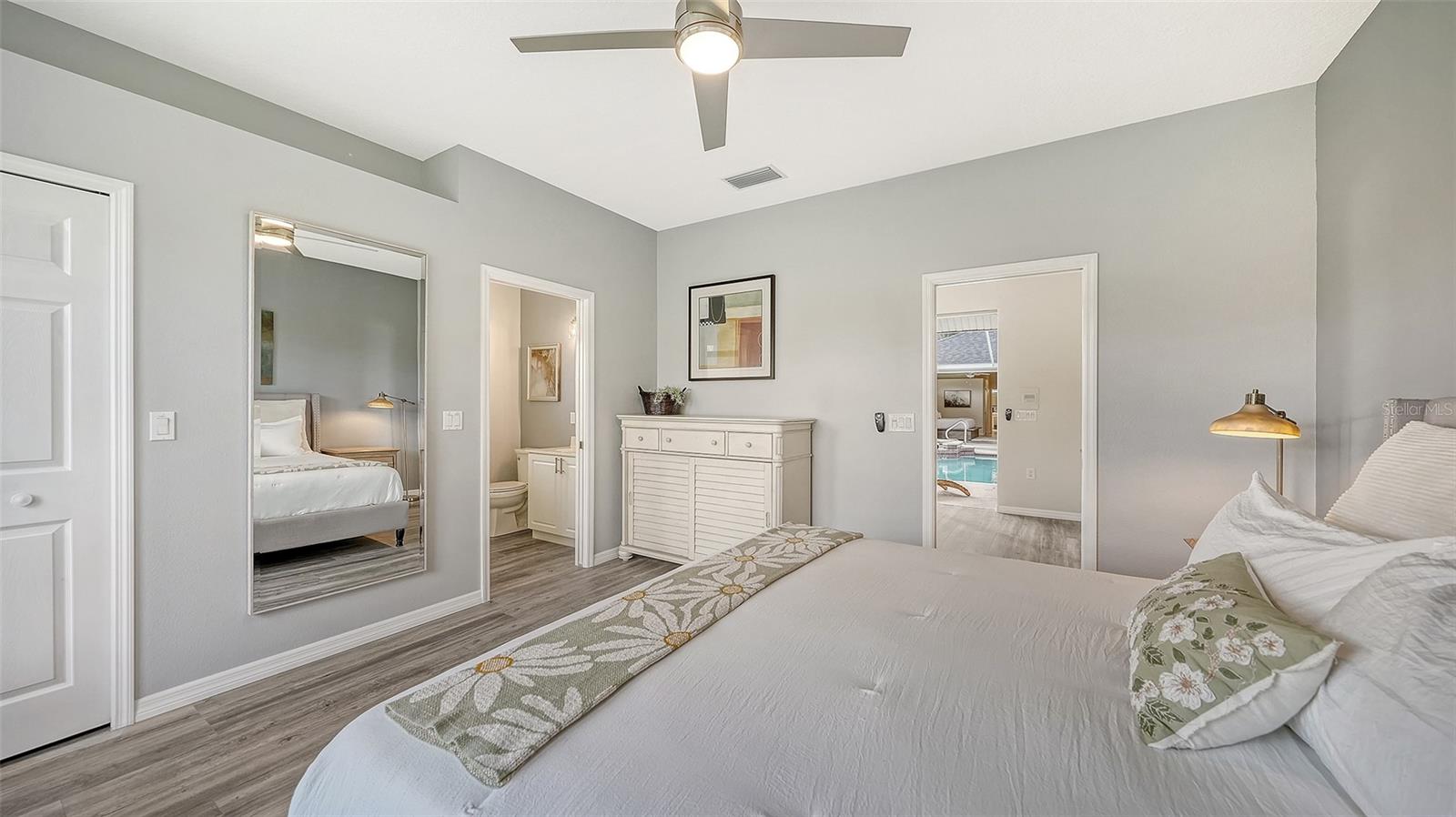 Image 91 of 100 For 8117 Misty Oaks Boulevard