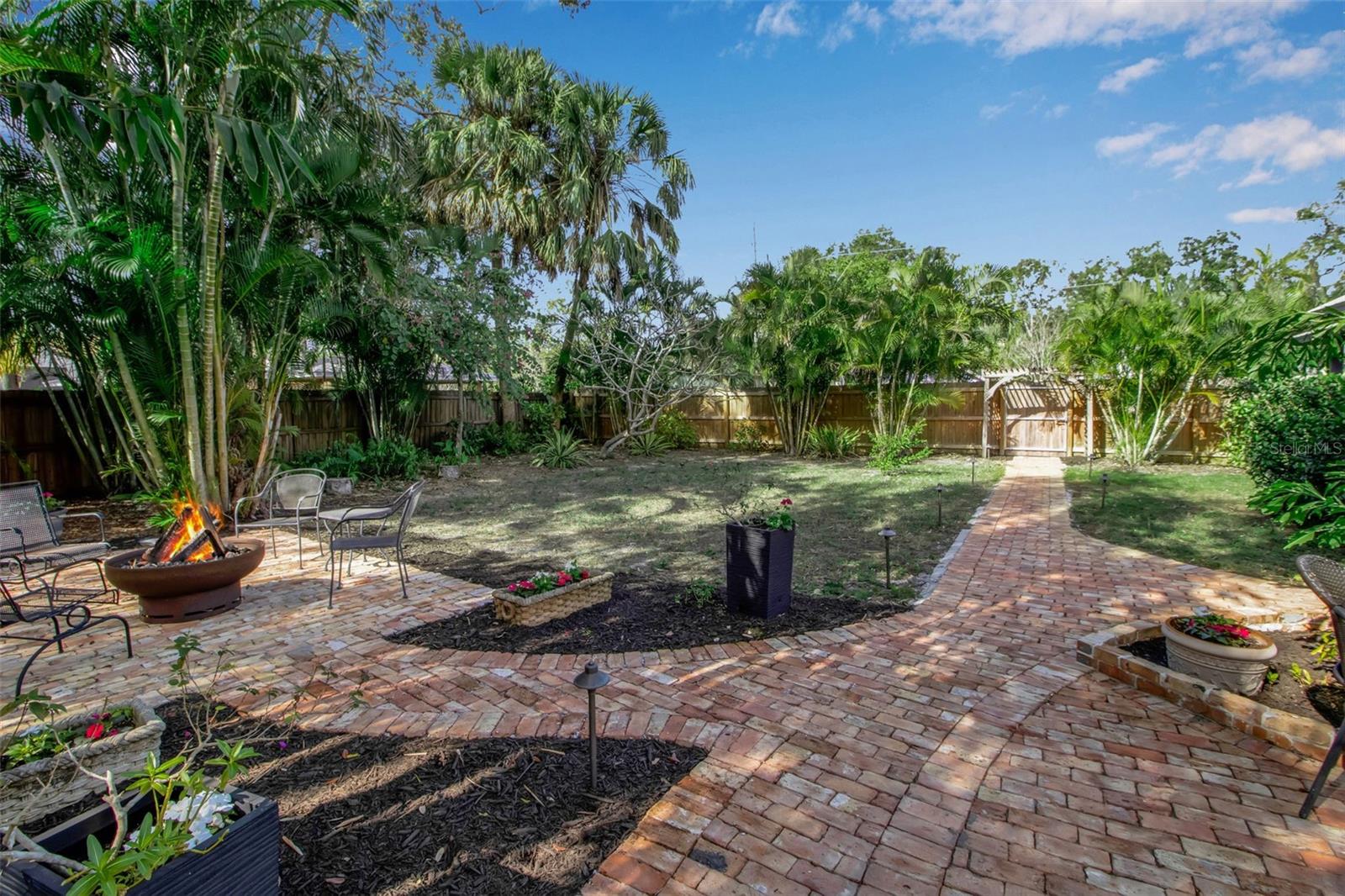 Image 43 of 53 For 1628 7th Street