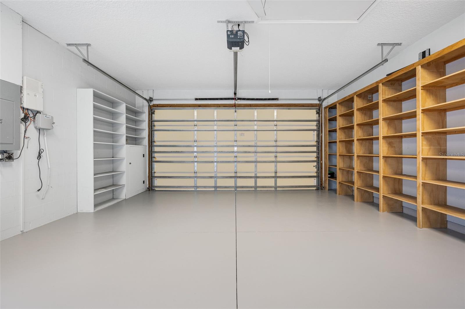 Image 28 of 36 For 2405 Valentine Street