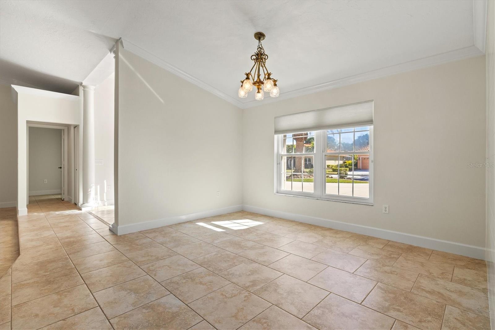 Image 14 of 80 For 1983 White Feather Lane