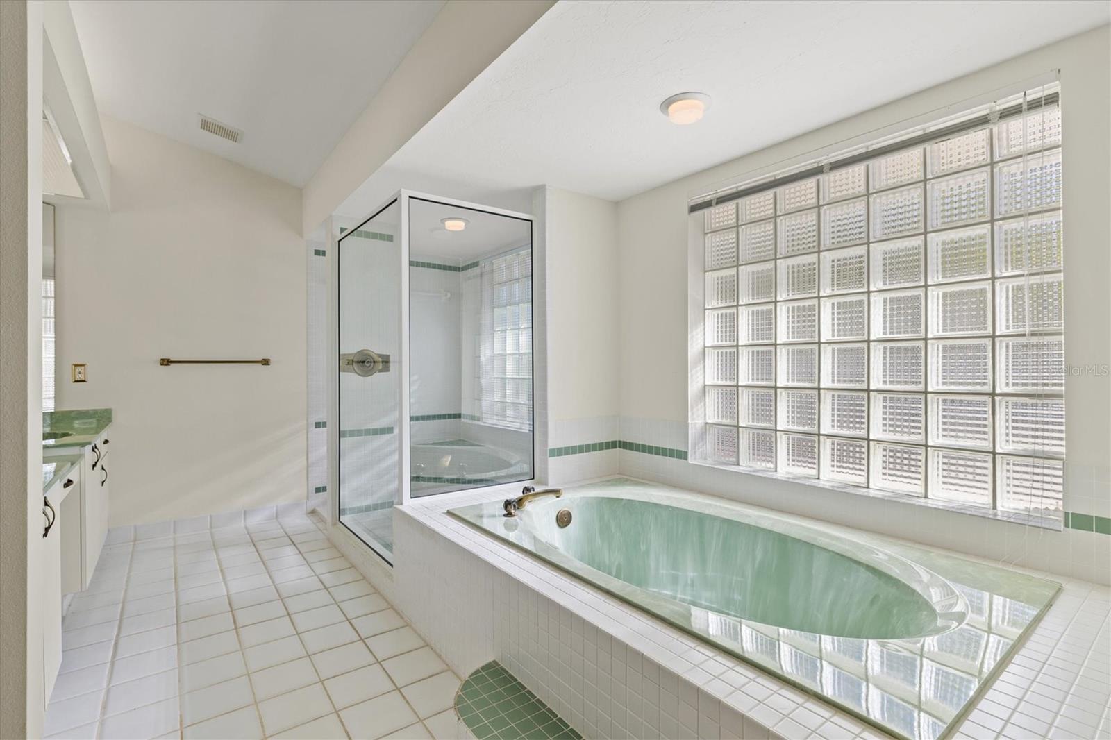 Image 28 of 80 For 1983 White Feather Lane