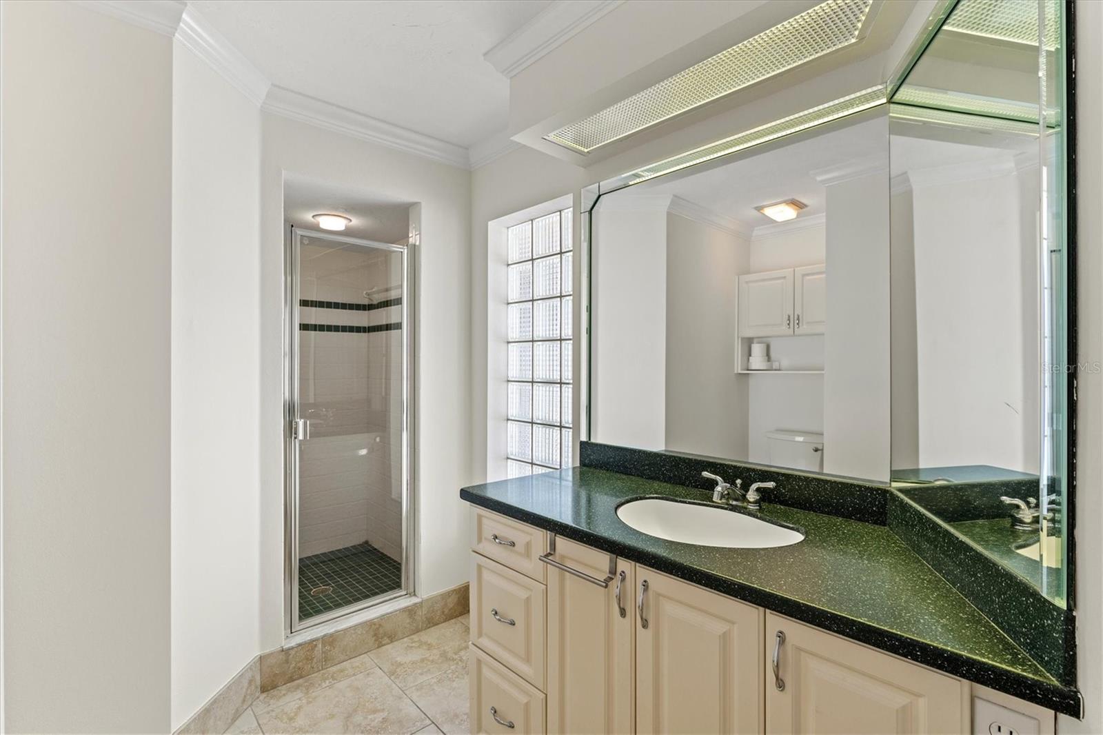 Image 34 of 80 For 1983 White Feather Lane