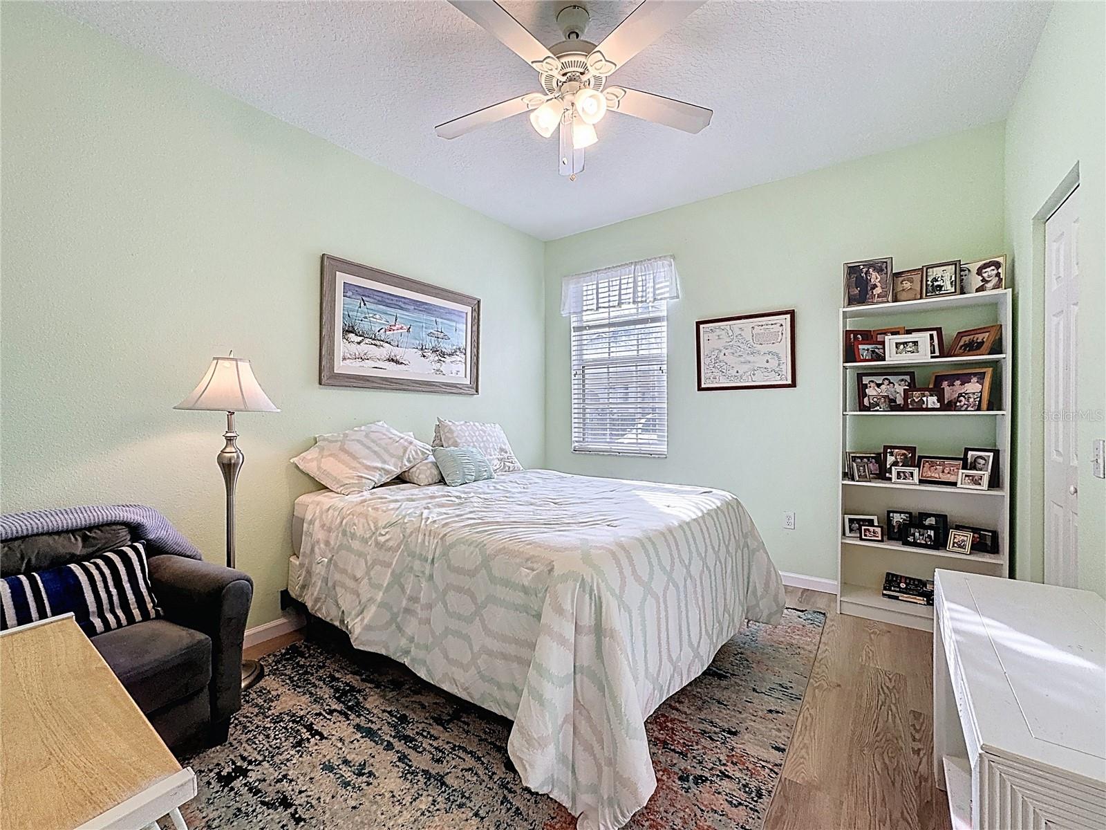 Image 11 of 30 For 8315 Glenrose Way 1414