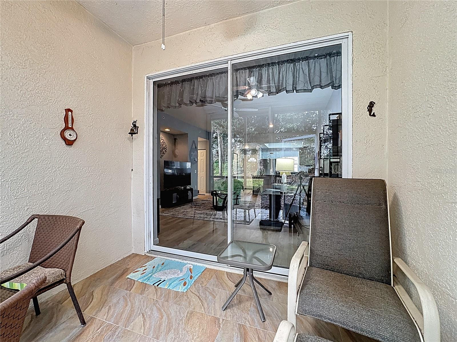 Image 17 of 30 For 8315 Glenrose Way 1414