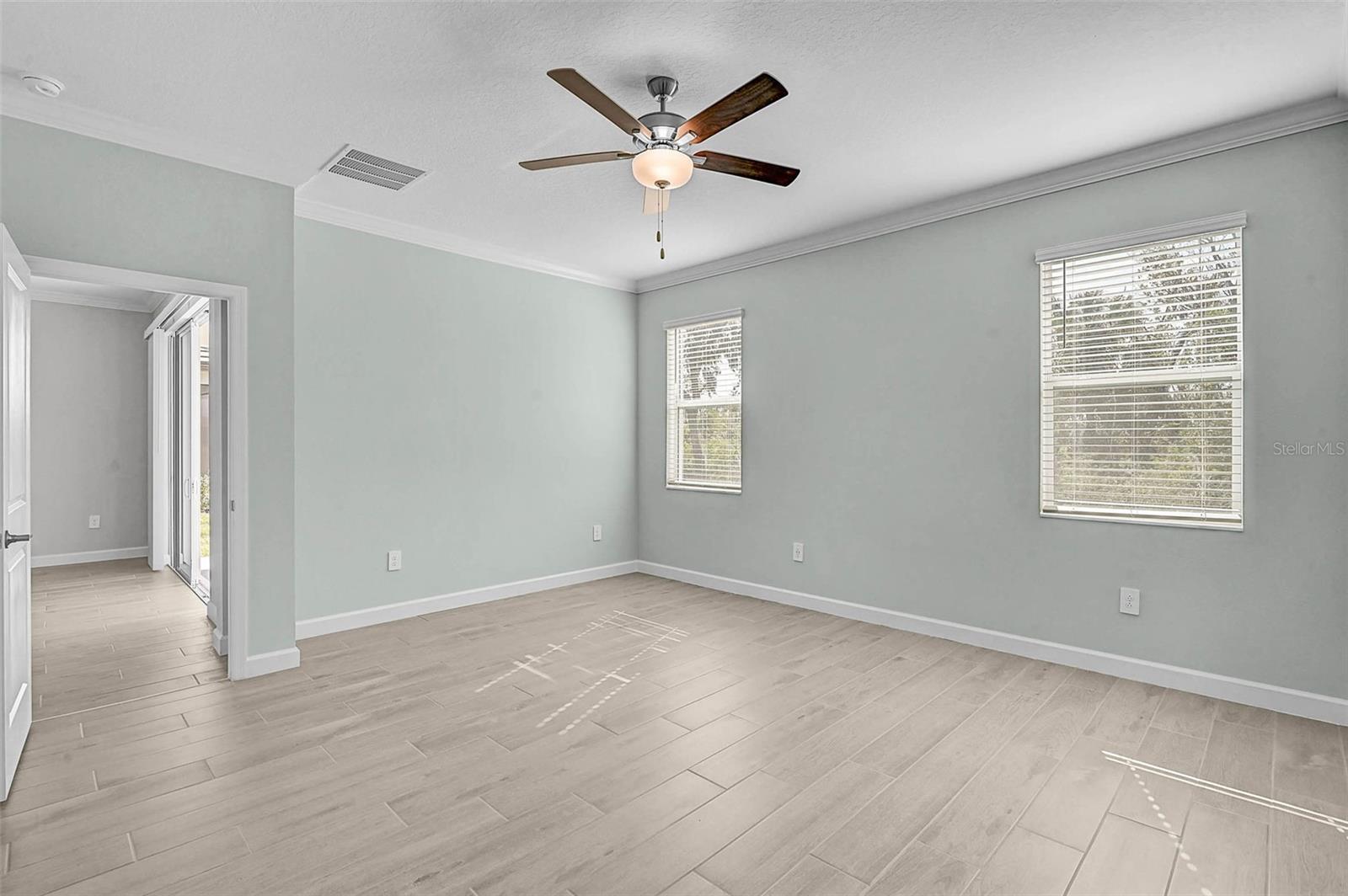 Image 13 of 27 For 11923 Lilac Pearl Lane