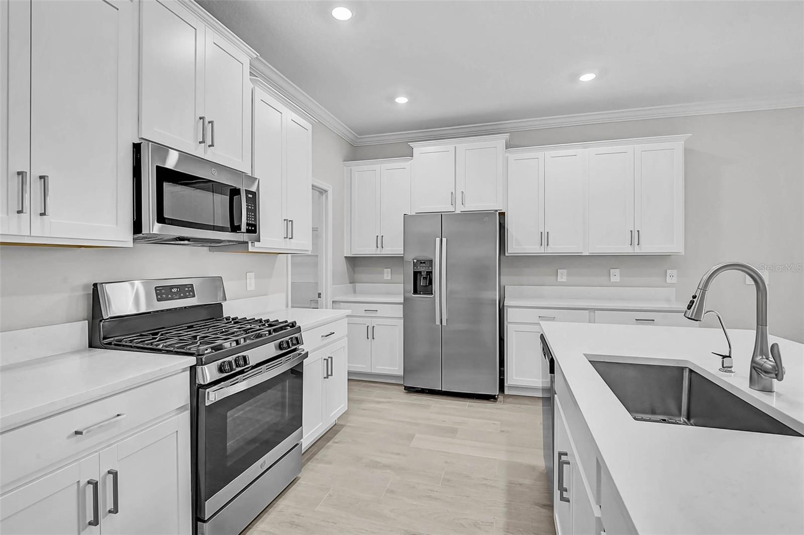 Image 3 of 27 For 11923 Lilac Pearl Lane