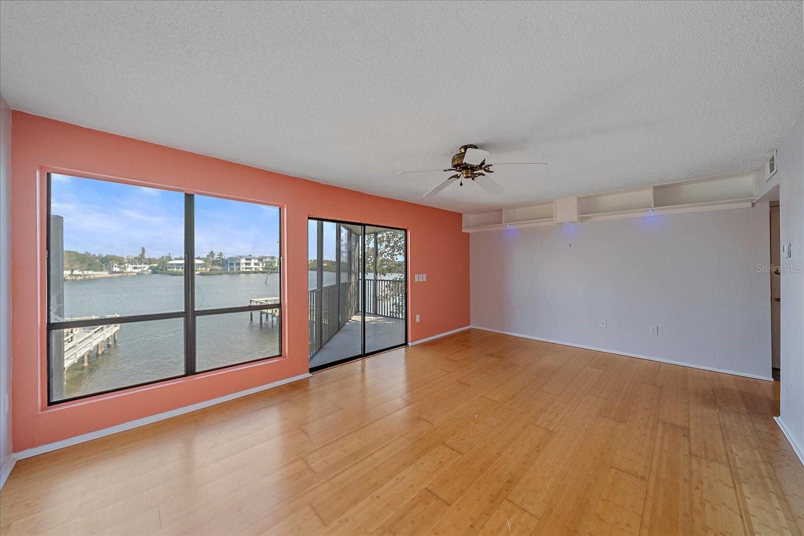 Image 13 of 75 For 6157 Midnight Pass Road B12