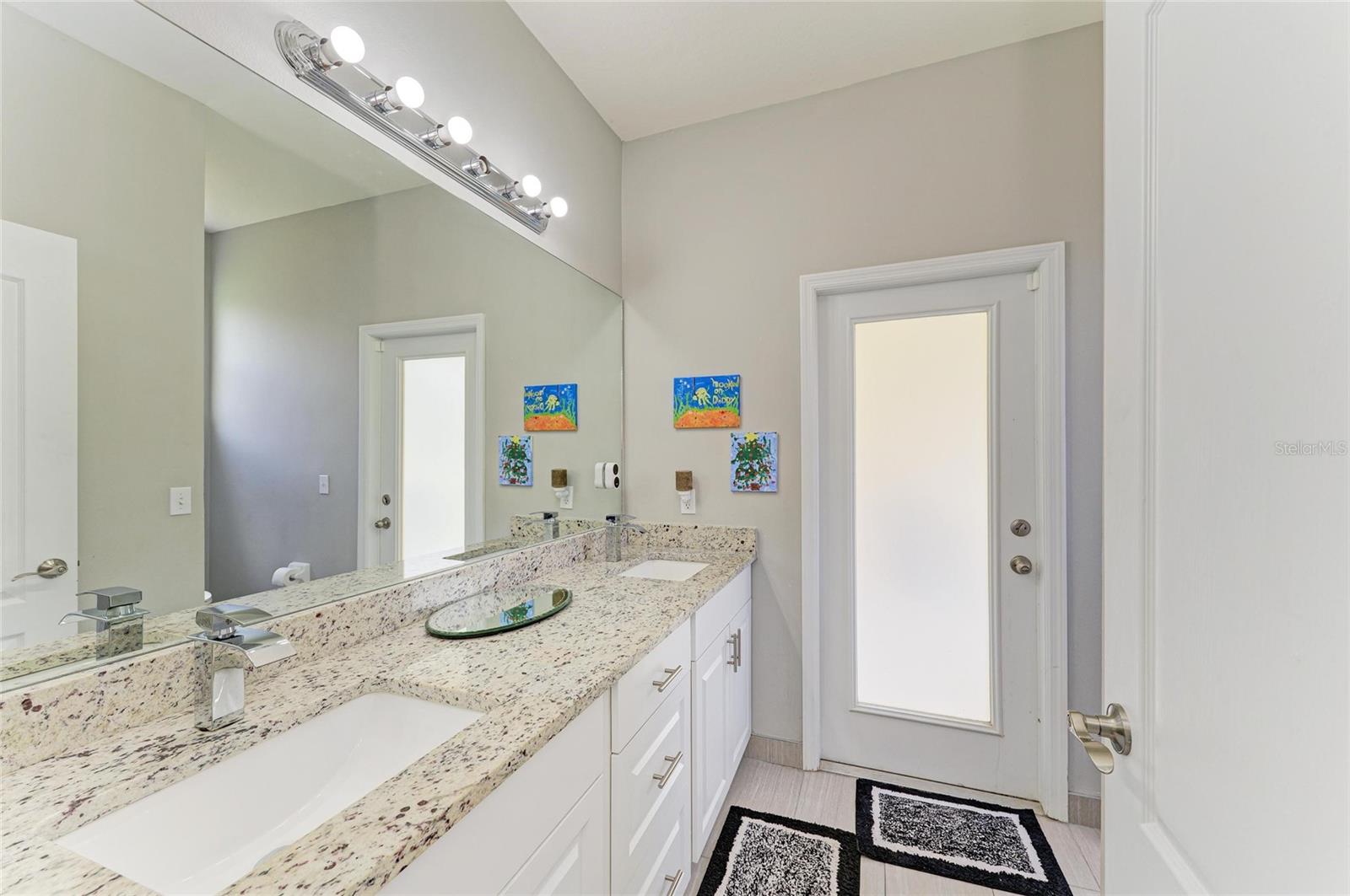 Image 41 of 70 For 3316 61st Terrace E