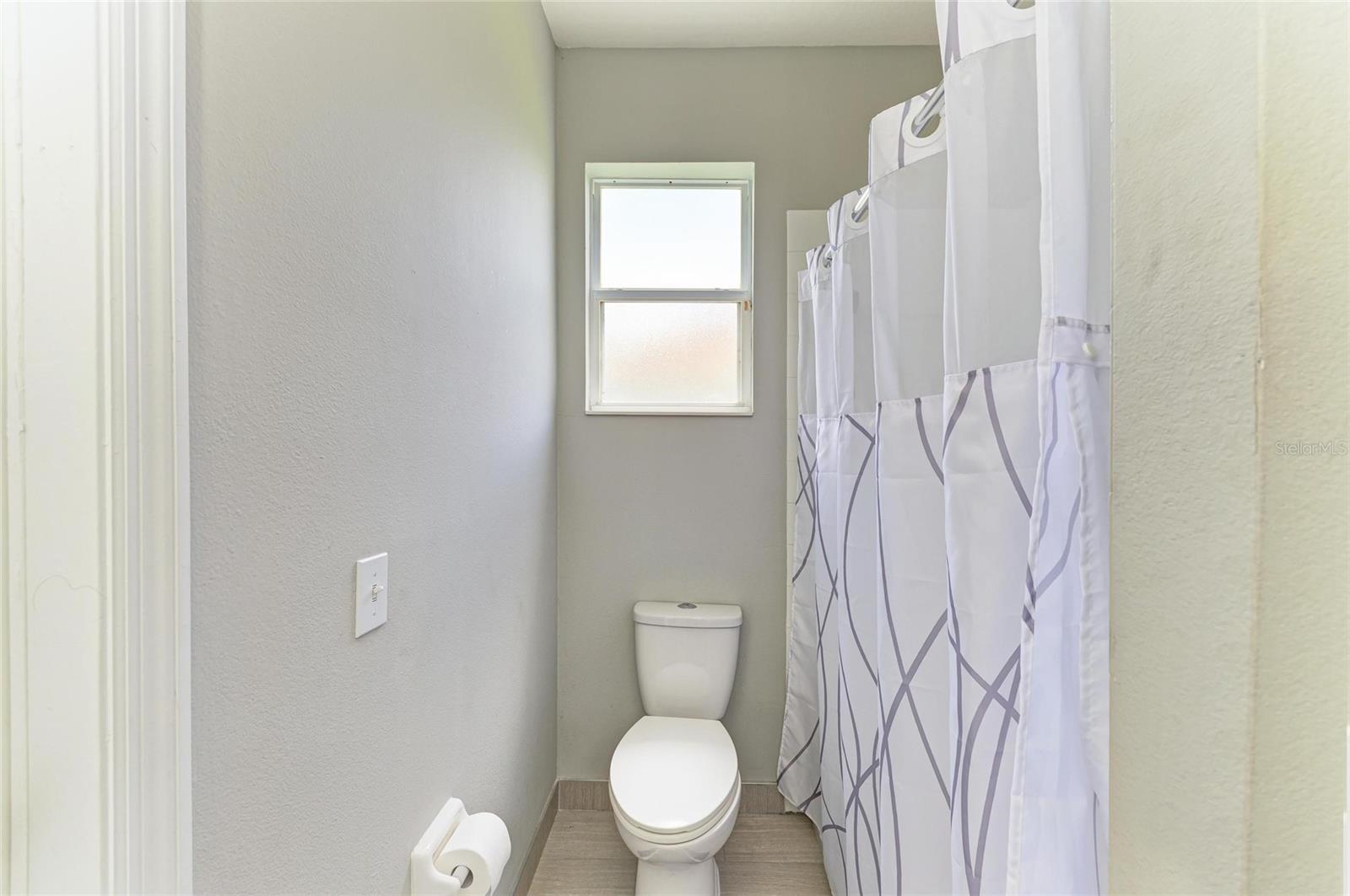 Image 42 of 70 For 3316 61st Terrace E