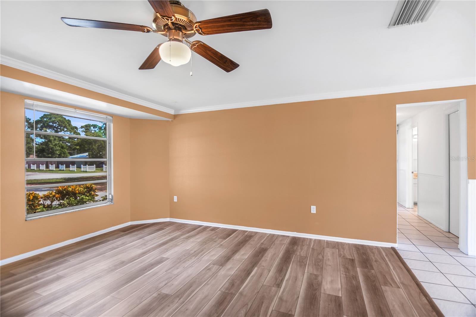 Image 10 of 36 For 3012 52nd Avenue Drive W