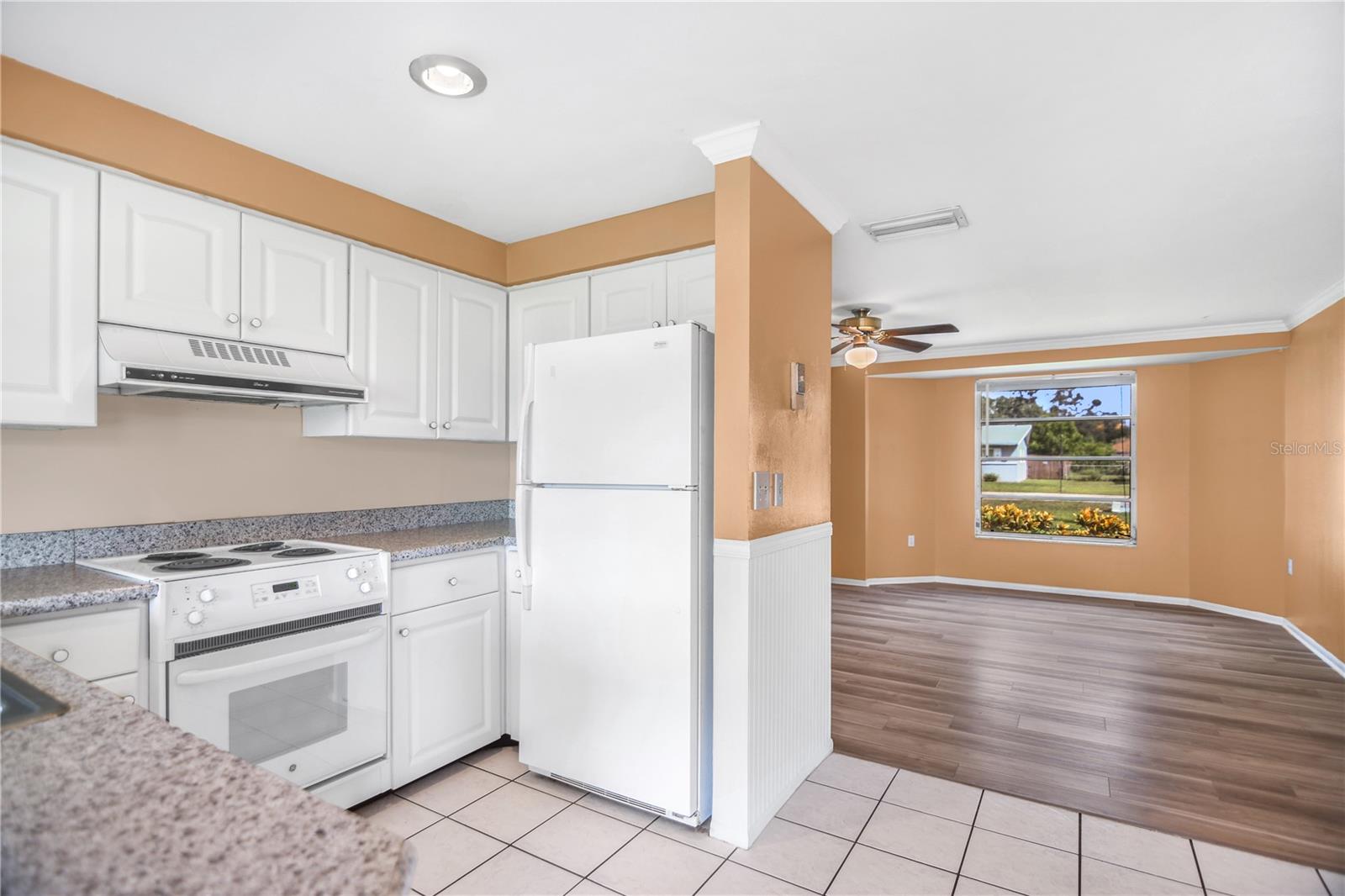 Image 13 of 36 For 3012 52nd Avenue Drive W