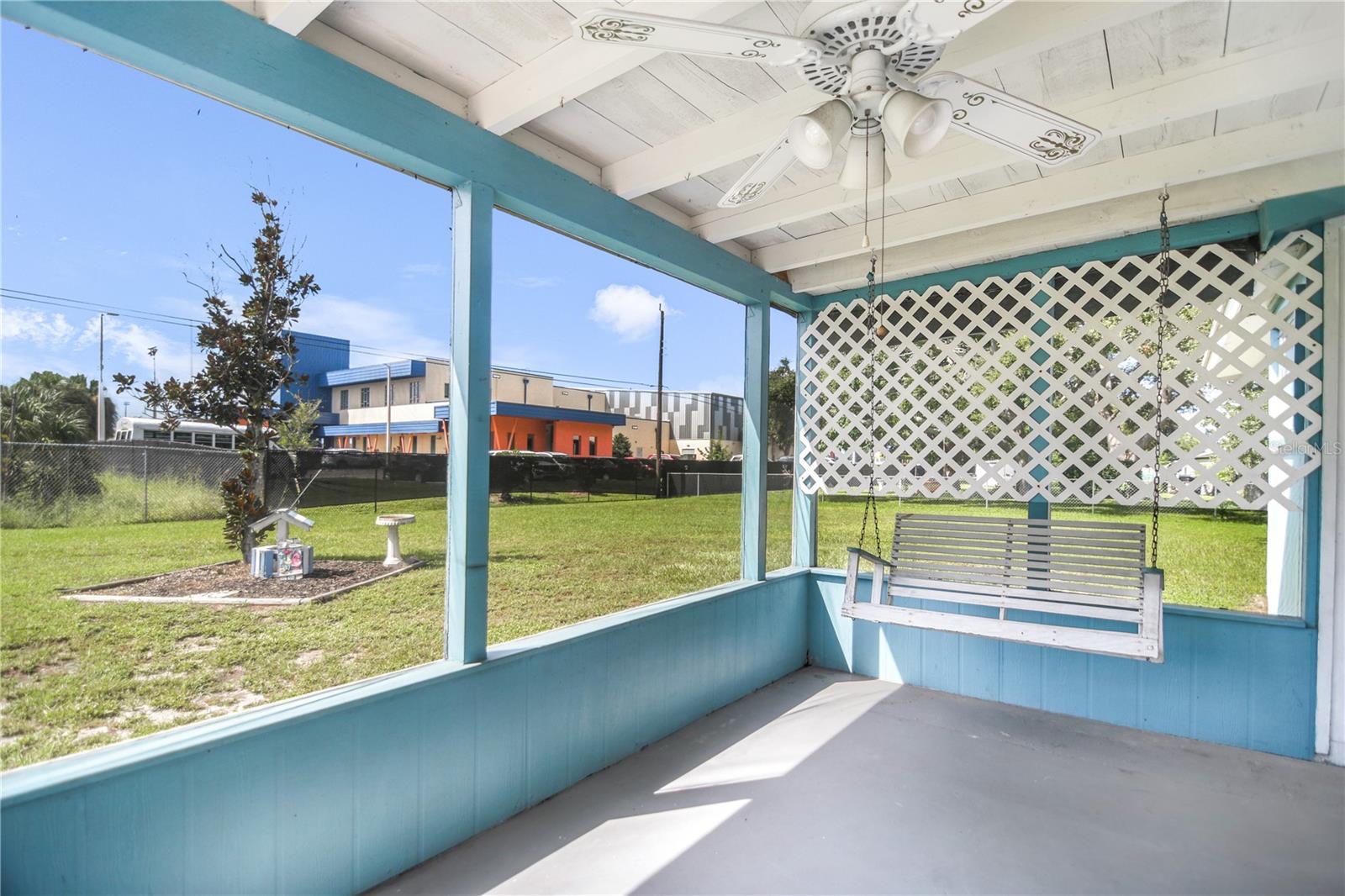 Image 19 of 36 For 3012 52nd Avenue Drive W