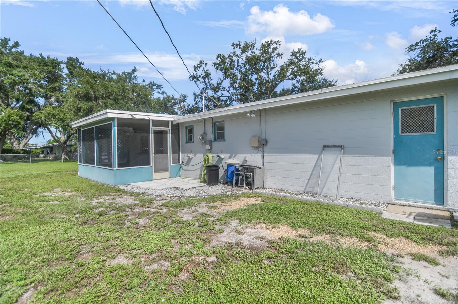 Image 21 of 36 For 3012 52nd Avenue Drive W