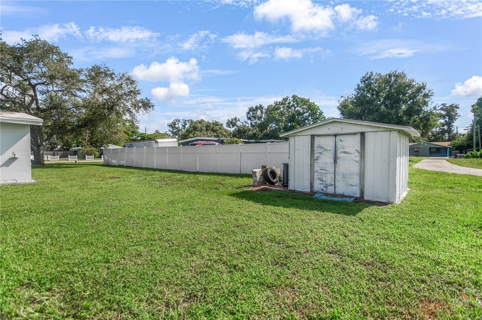 Image 24 of 36 For 3012 52nd Avenue Drive W