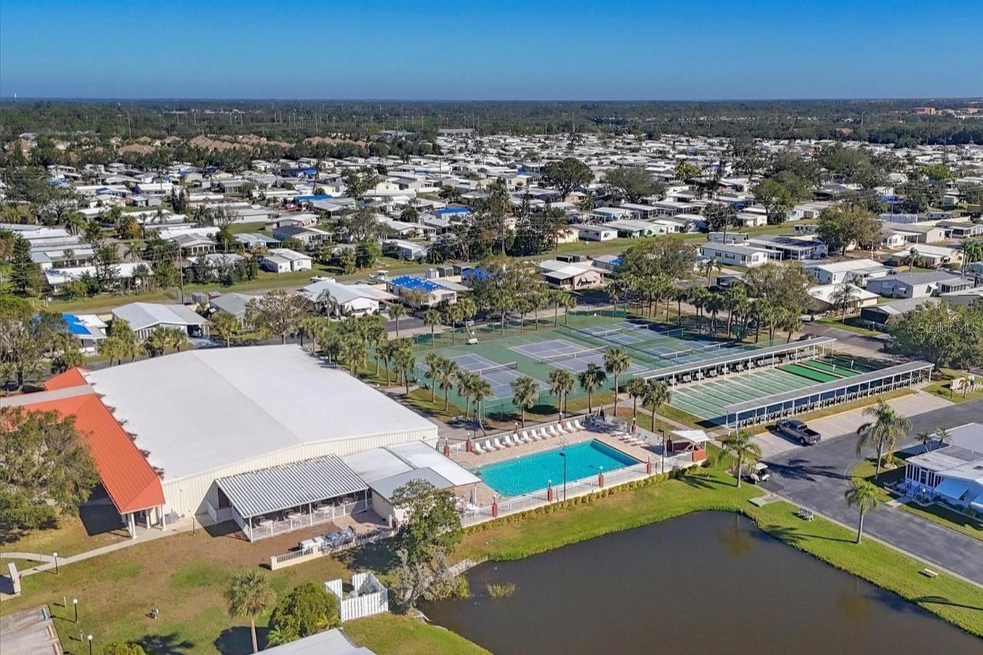 Image 36 of 53 For 5707 45th Street E 223